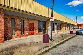 Nowata, OK Storefront - 121 N Maple St