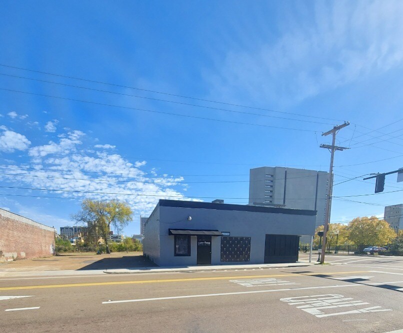 200 N Mill St, Jackson, MS for Sale