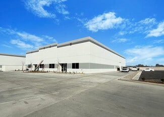 Bakersfield, CA Industrial - 4520-4608 New Horizon Blvd