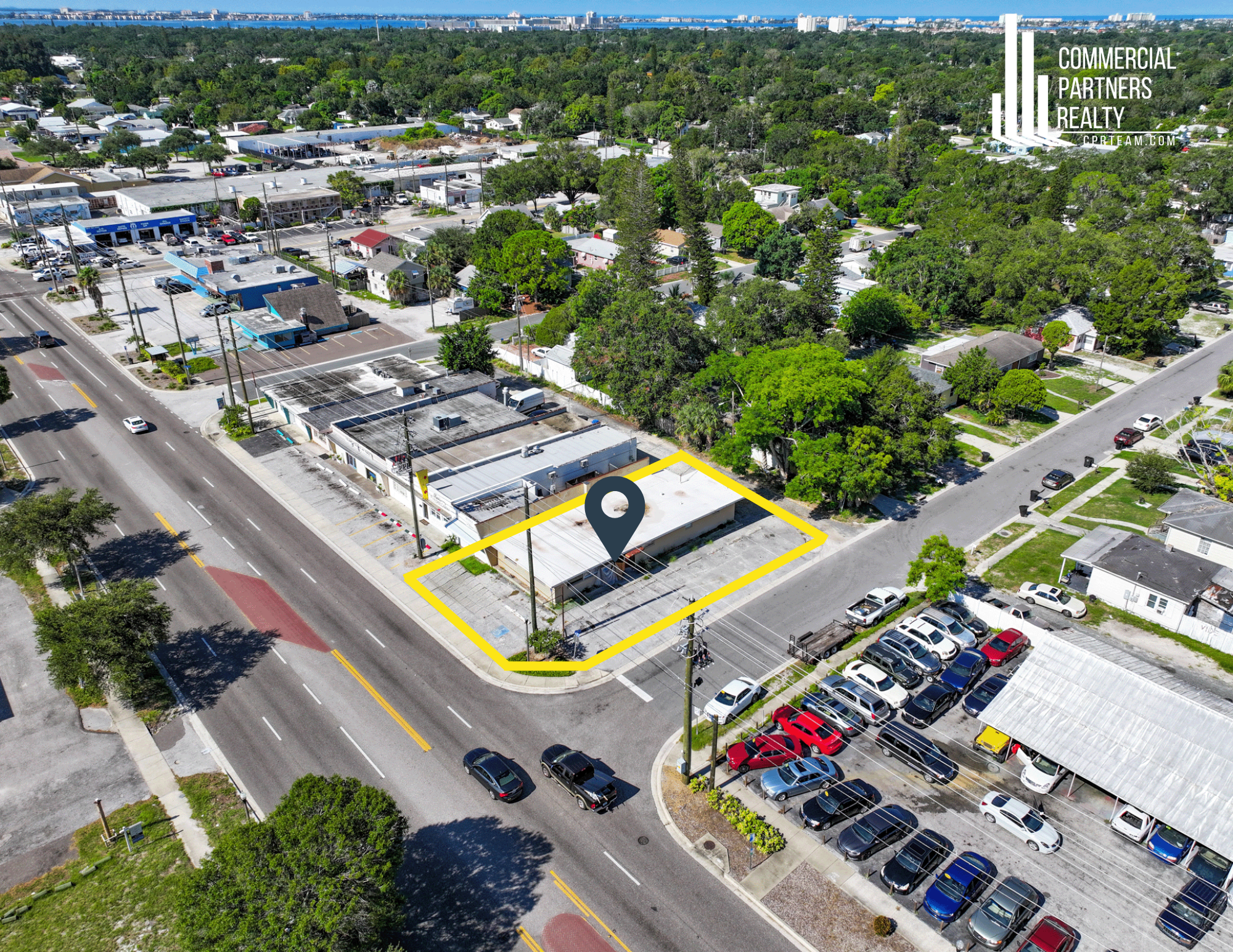 1401 49th St S, Gulfport, FL for Sale