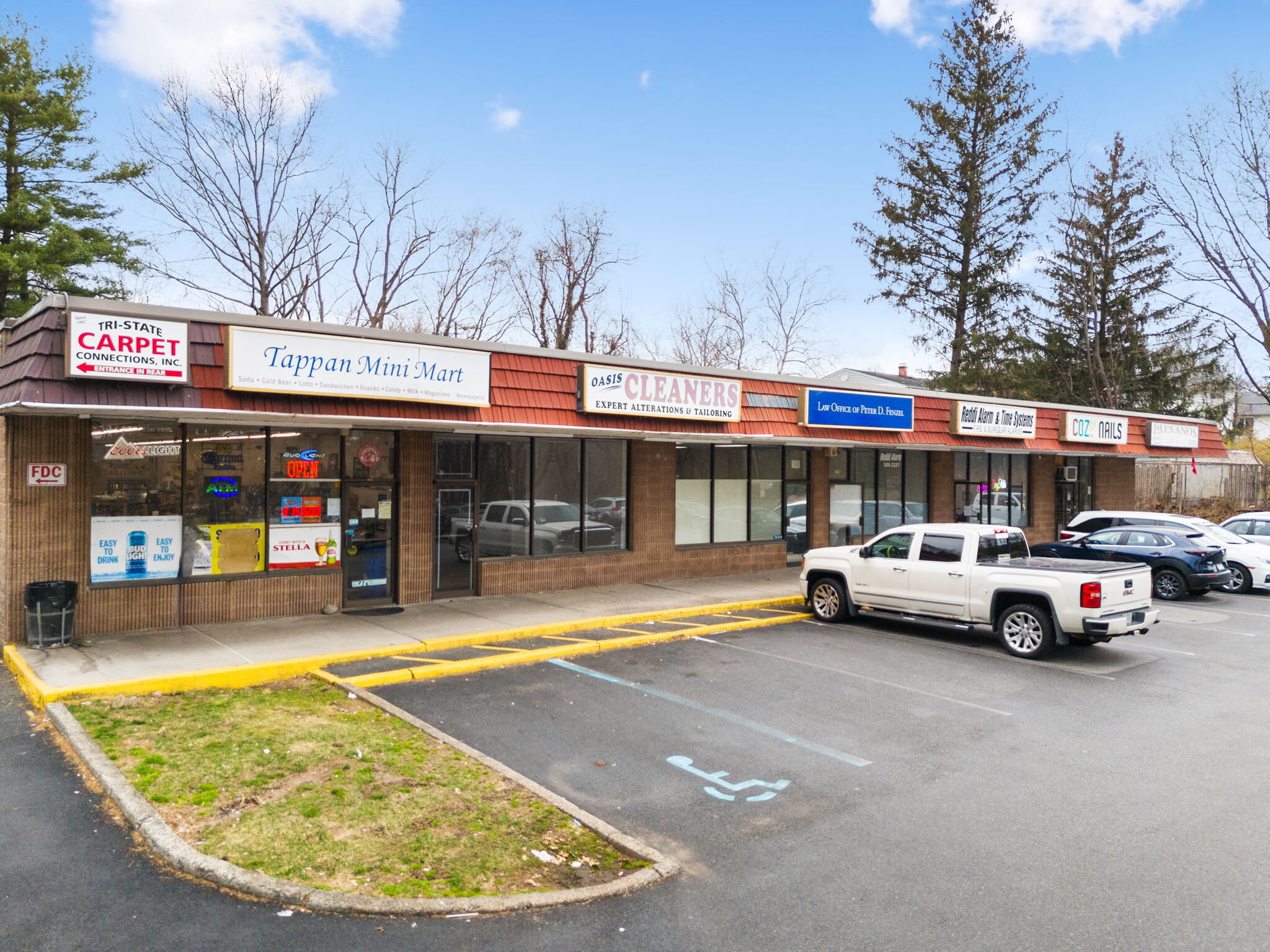 362-374 Western Hwy, Tappan, NY for Rent