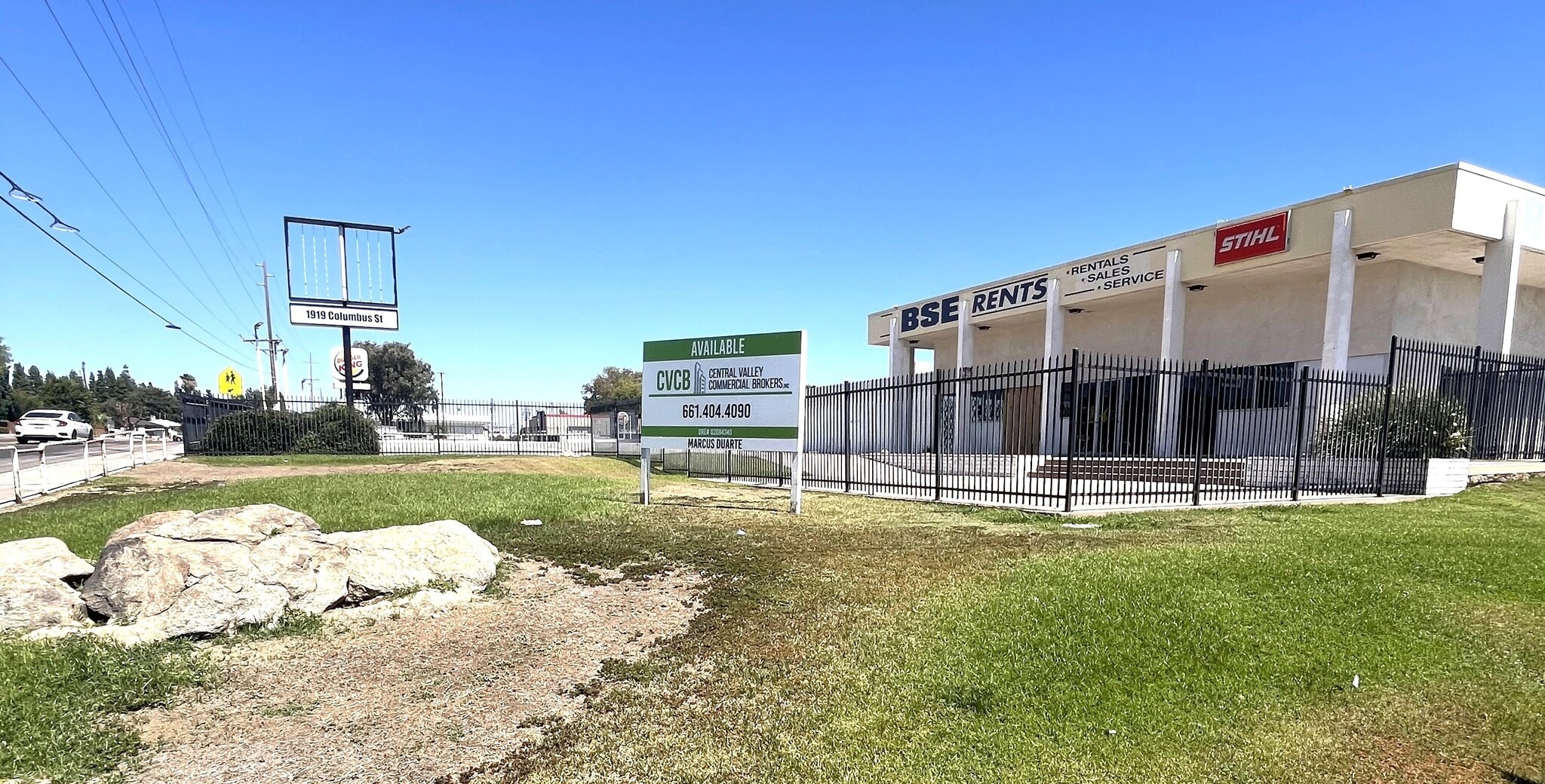 1919 Columbus St, Bakersfield, CA for Sale