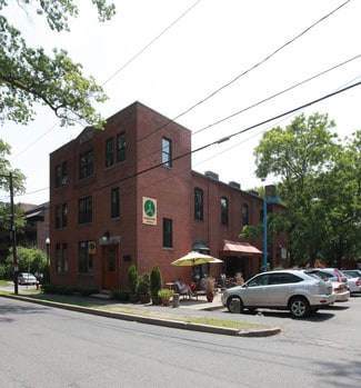 Amherst, MA Retail - 17 Kellogg Ave