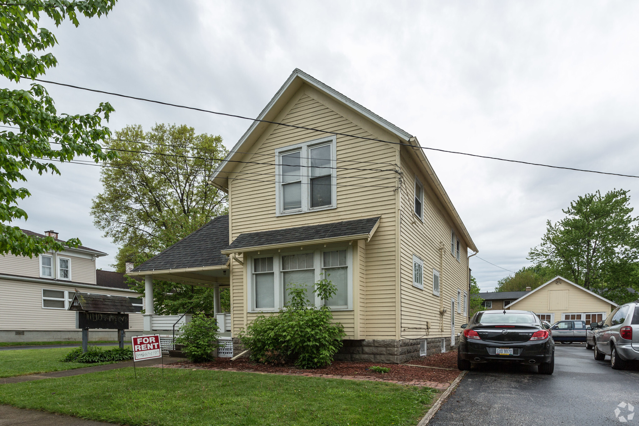 407 Front St, Berea, OH for Sale