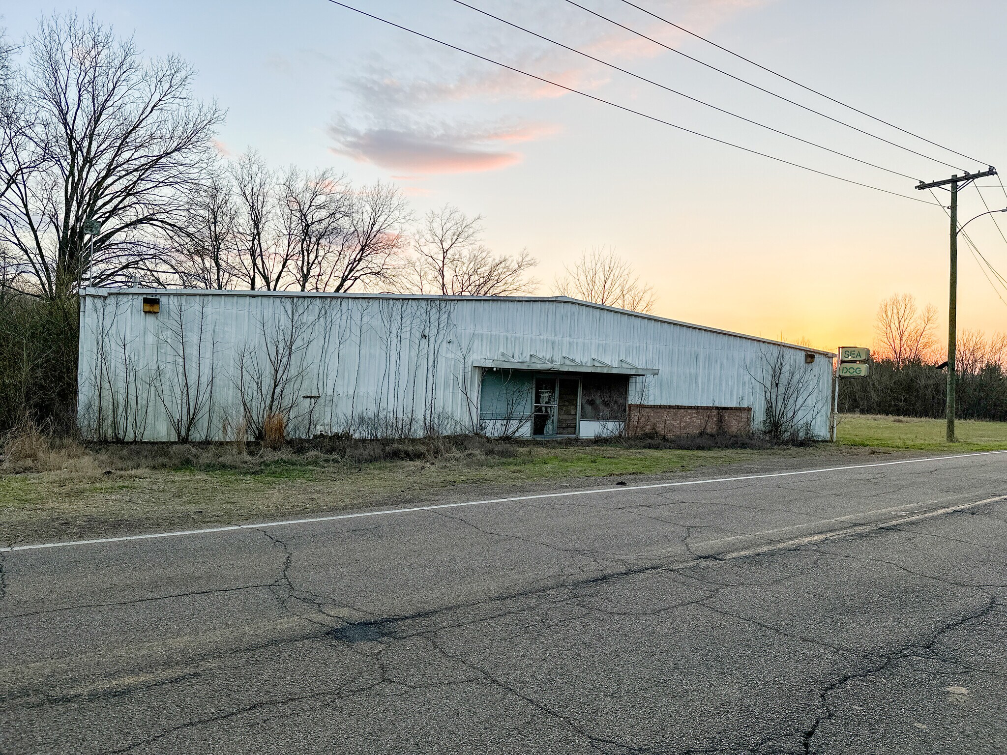341 W Artesia Rd, Artesia, MS for Sale