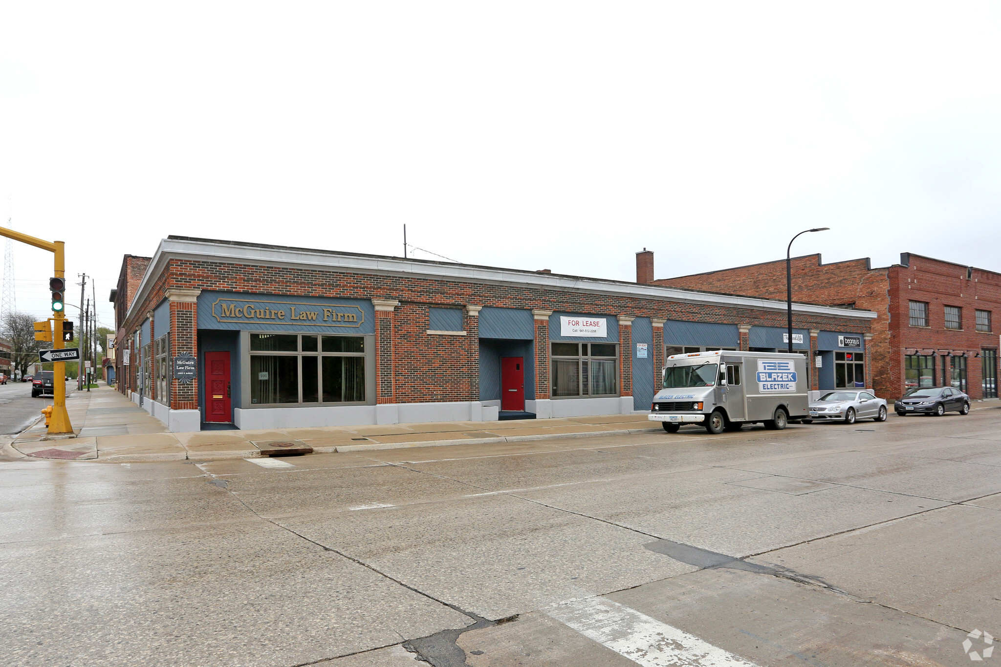 105 S Delaware Ave, Mason City, IA for Rent