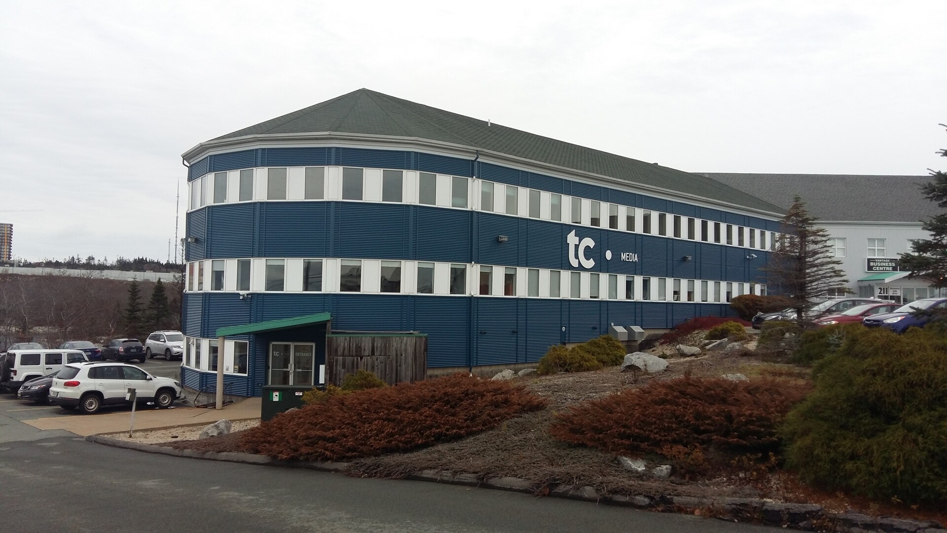 211 Horseshoe Lake Dr, Halifax, NS for Rent