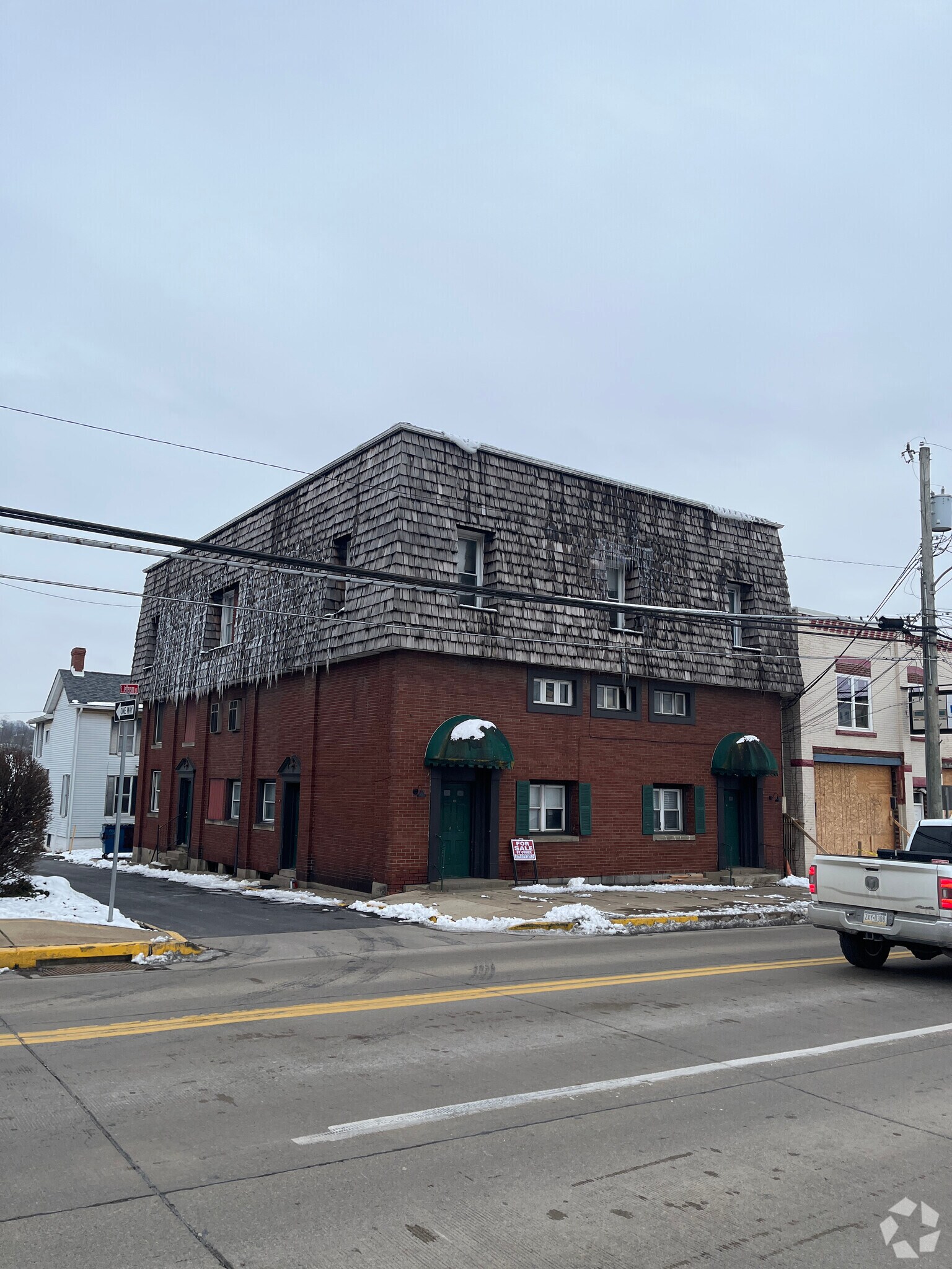 14 E Pike St, Houston, PA for Sale