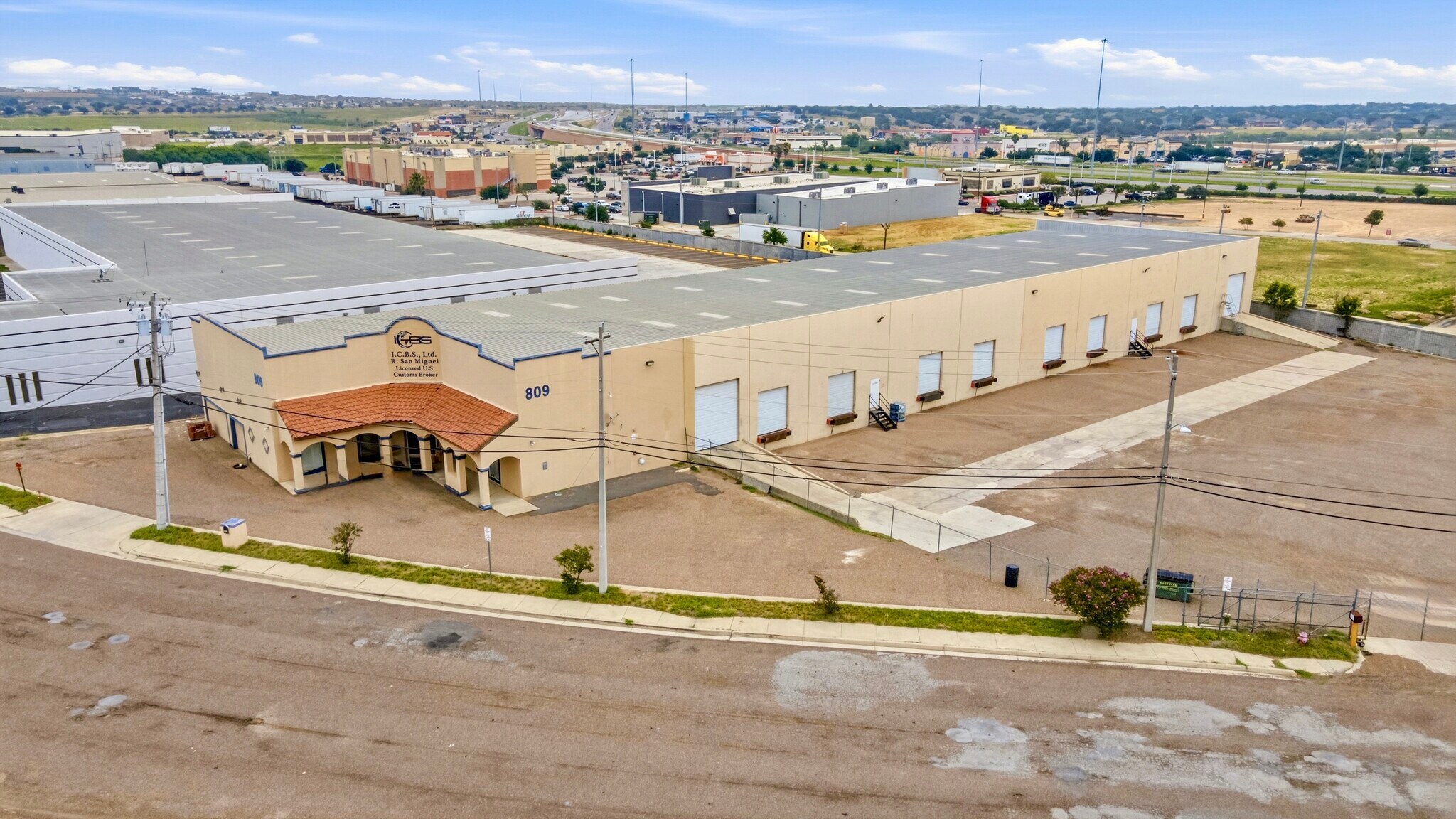 809 Nafta Blvd, Laredo, TX for Rent
