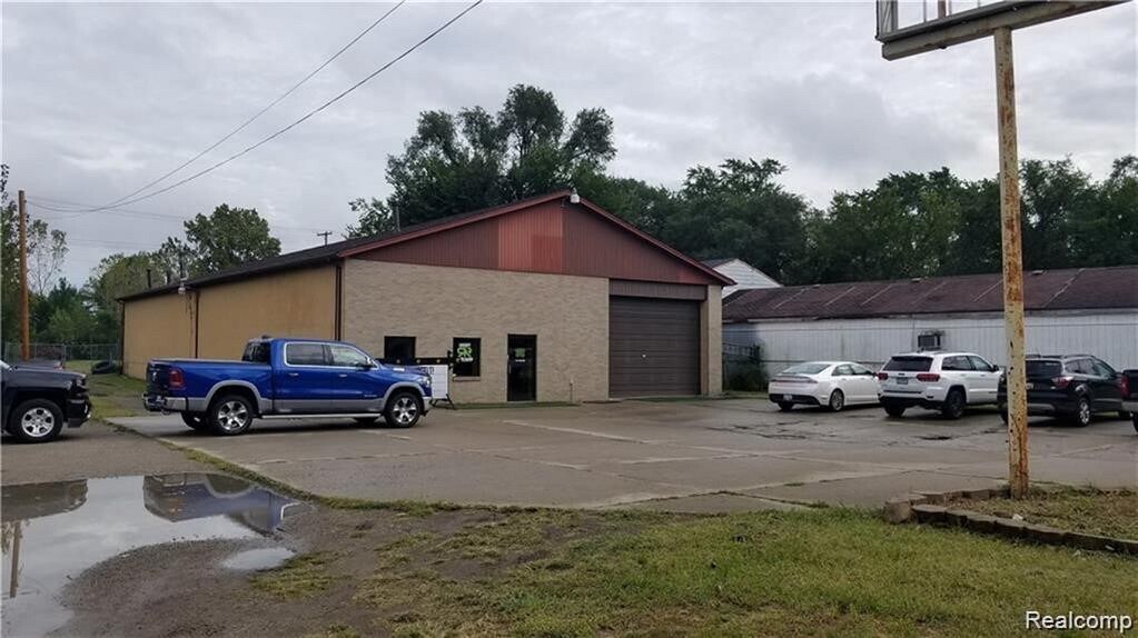 2390 N Telegraph Rd, Monroe, MI for Sale