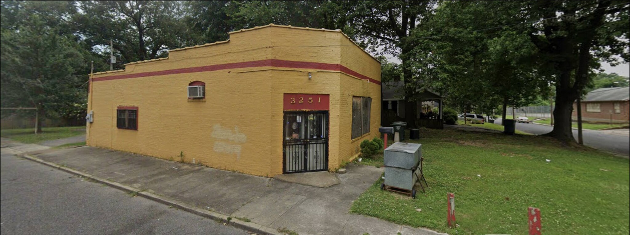 3251 Carnes Ave, Memphis, TN for Sale
