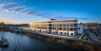 Vancouver, BC Light Distribution - 1568 W 75th Ave Vancouver, BC Light Distribution - 1568 W 75th Ave