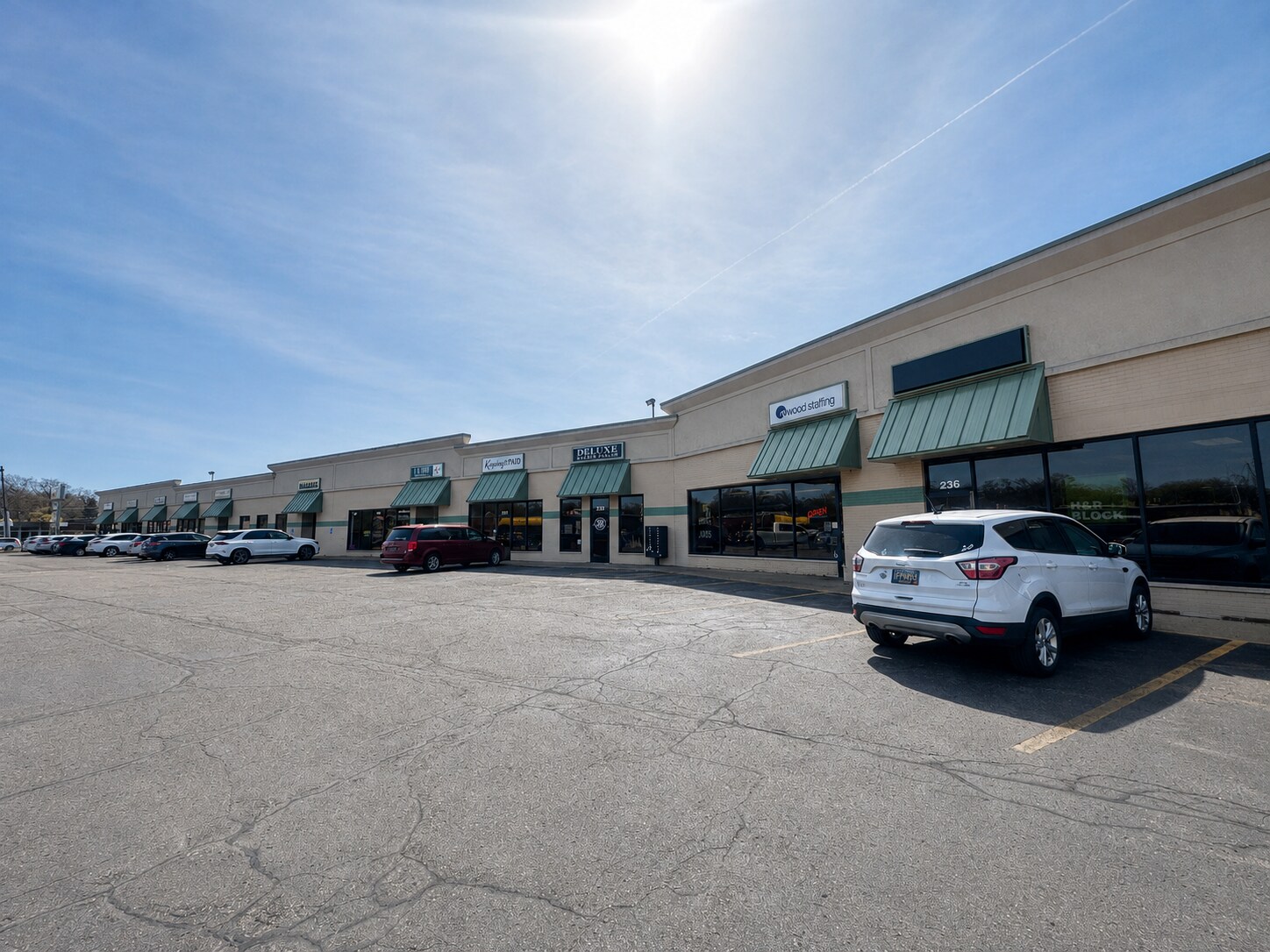 240-244 N River Ave, Holland, MI for Rent