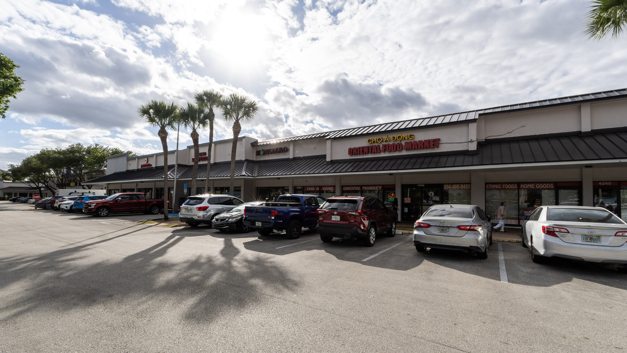 4101-4397 N State Road 7, Lauderdale Lakes, FL for Rent