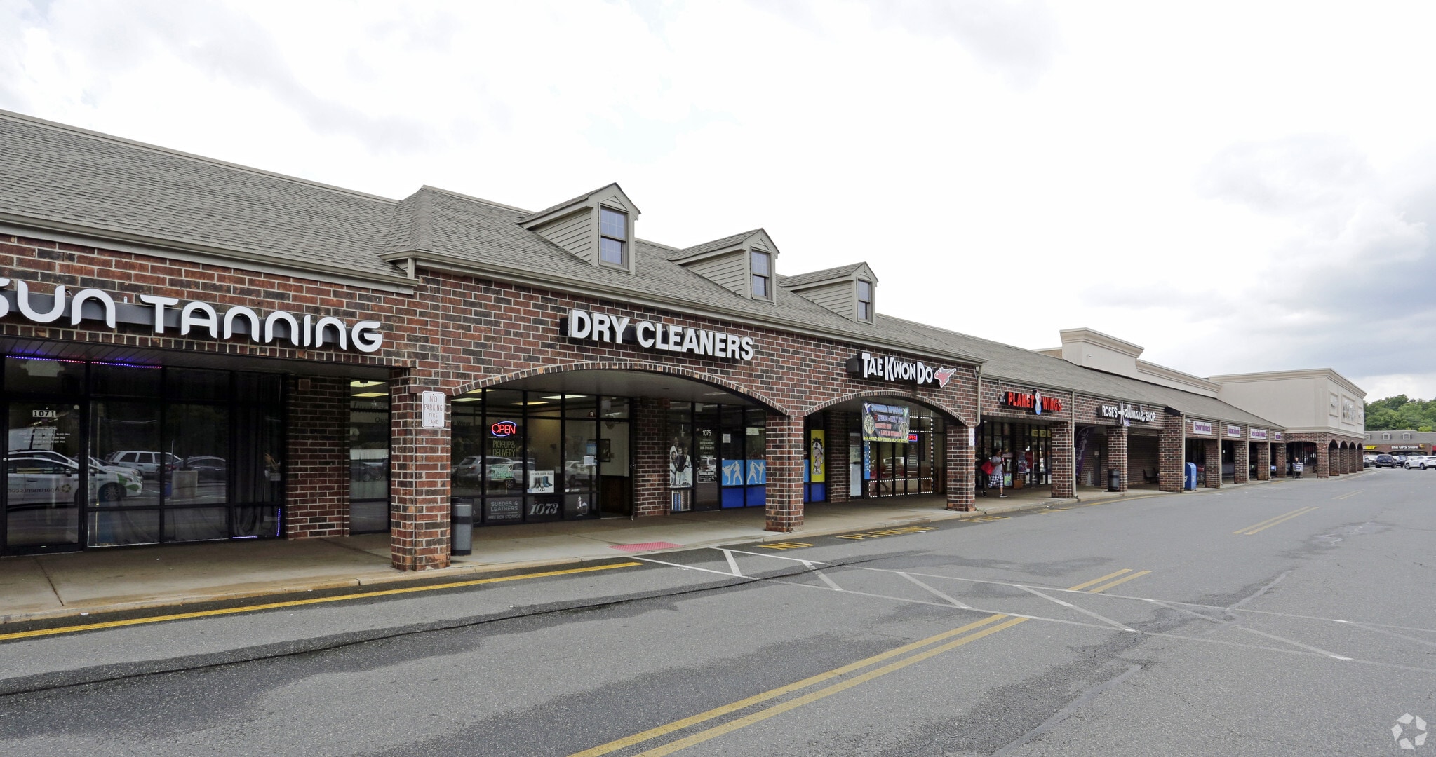 1125 Inman Ave Edison, NJ 08820 Shopping Center Property for Lease on