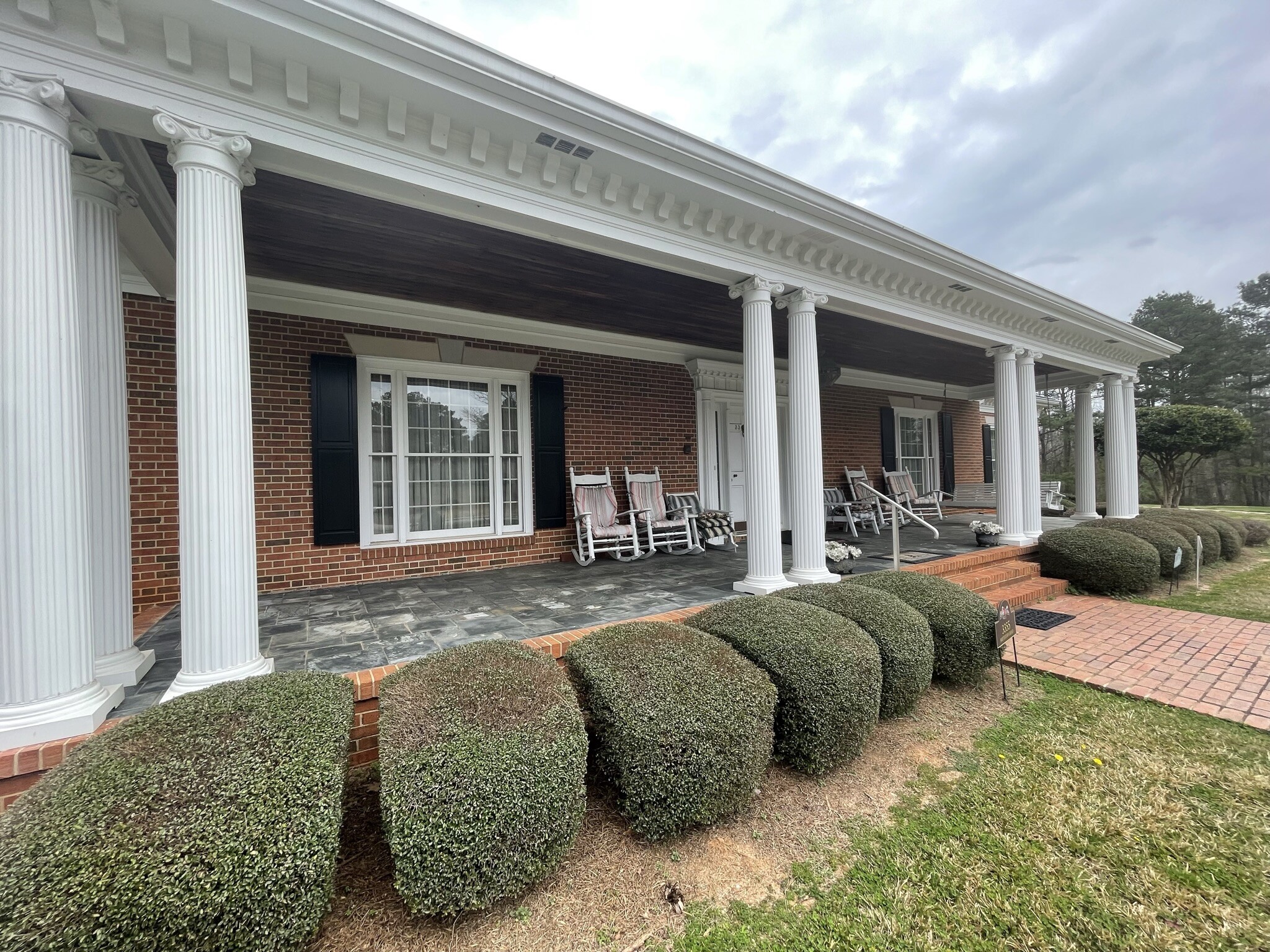 3355 Smithtown Rd, Suwanee, GA for Sale