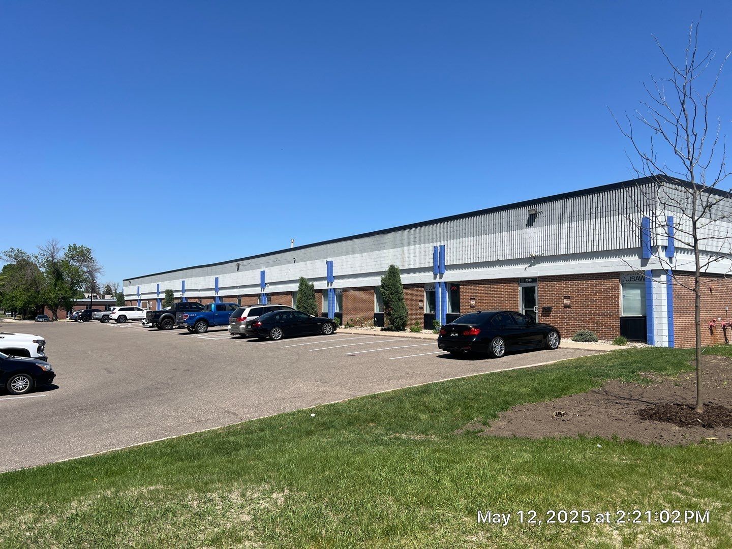 7385-7399 Bush Lake Rd, Edina, MN for Sale