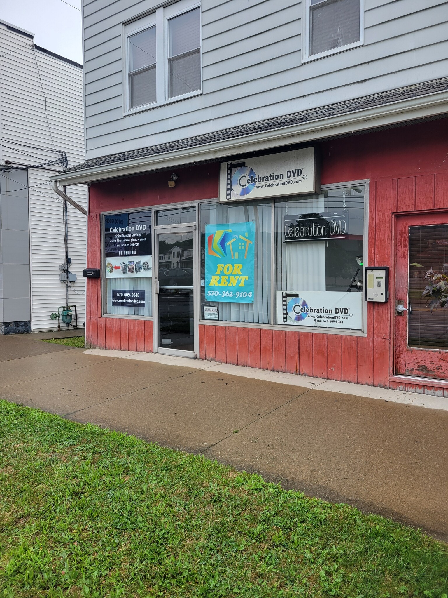 208-210 Wyoming Ave, Wyoming, PA for Rent