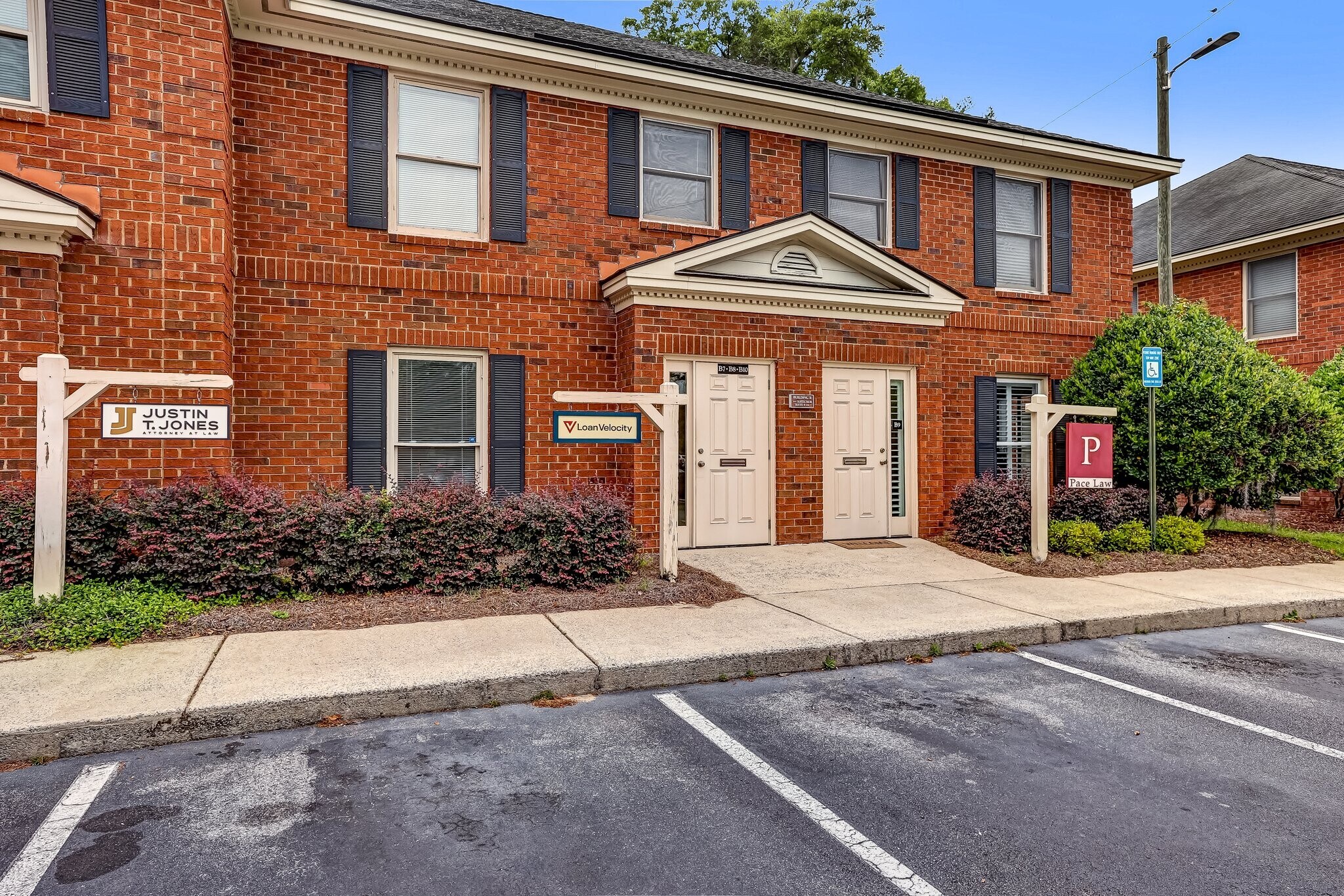 7505 Waters Ave, Savannah, GA for Rent