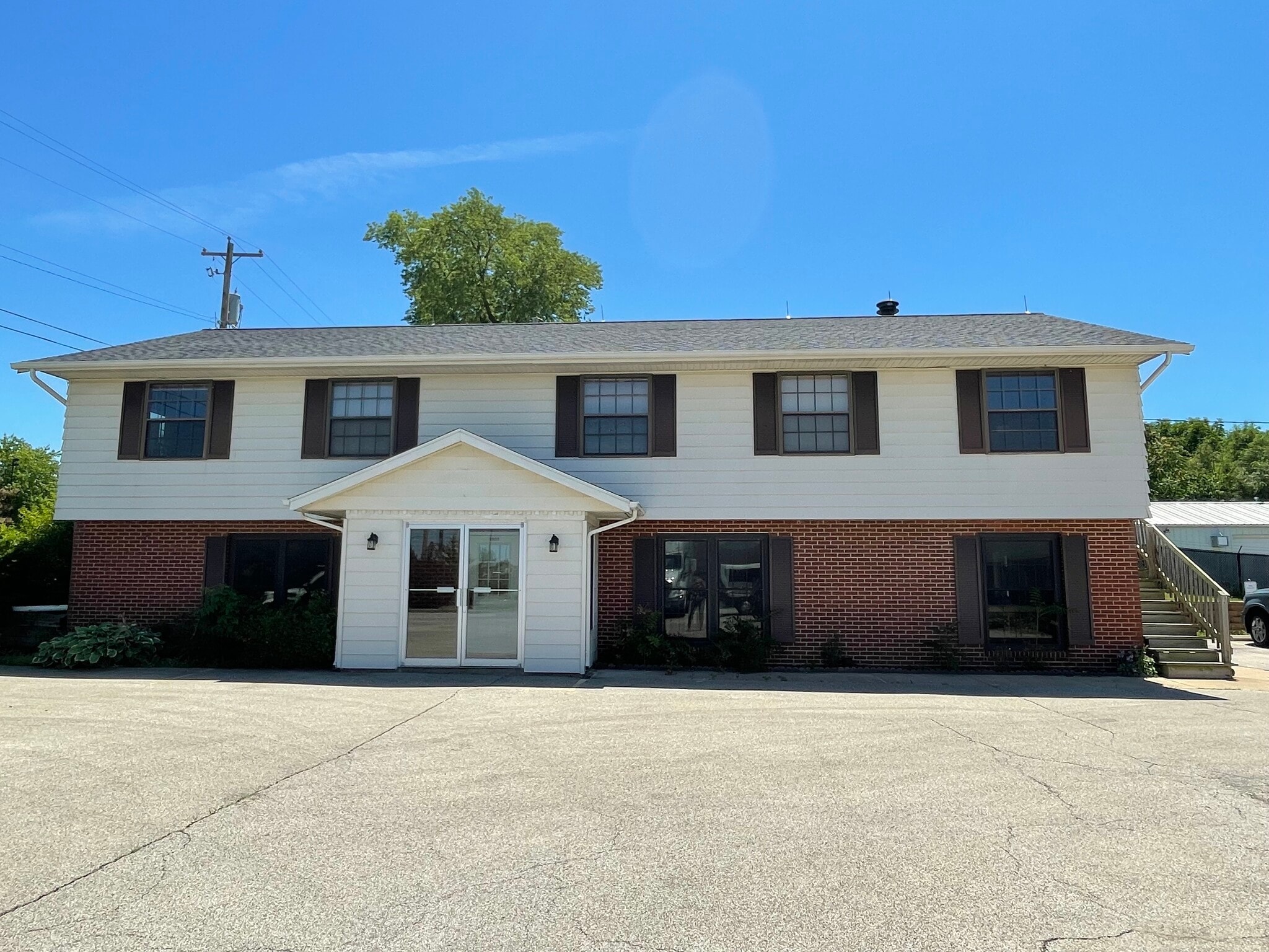 1925 S Main St, Bloomington, IL for Sale