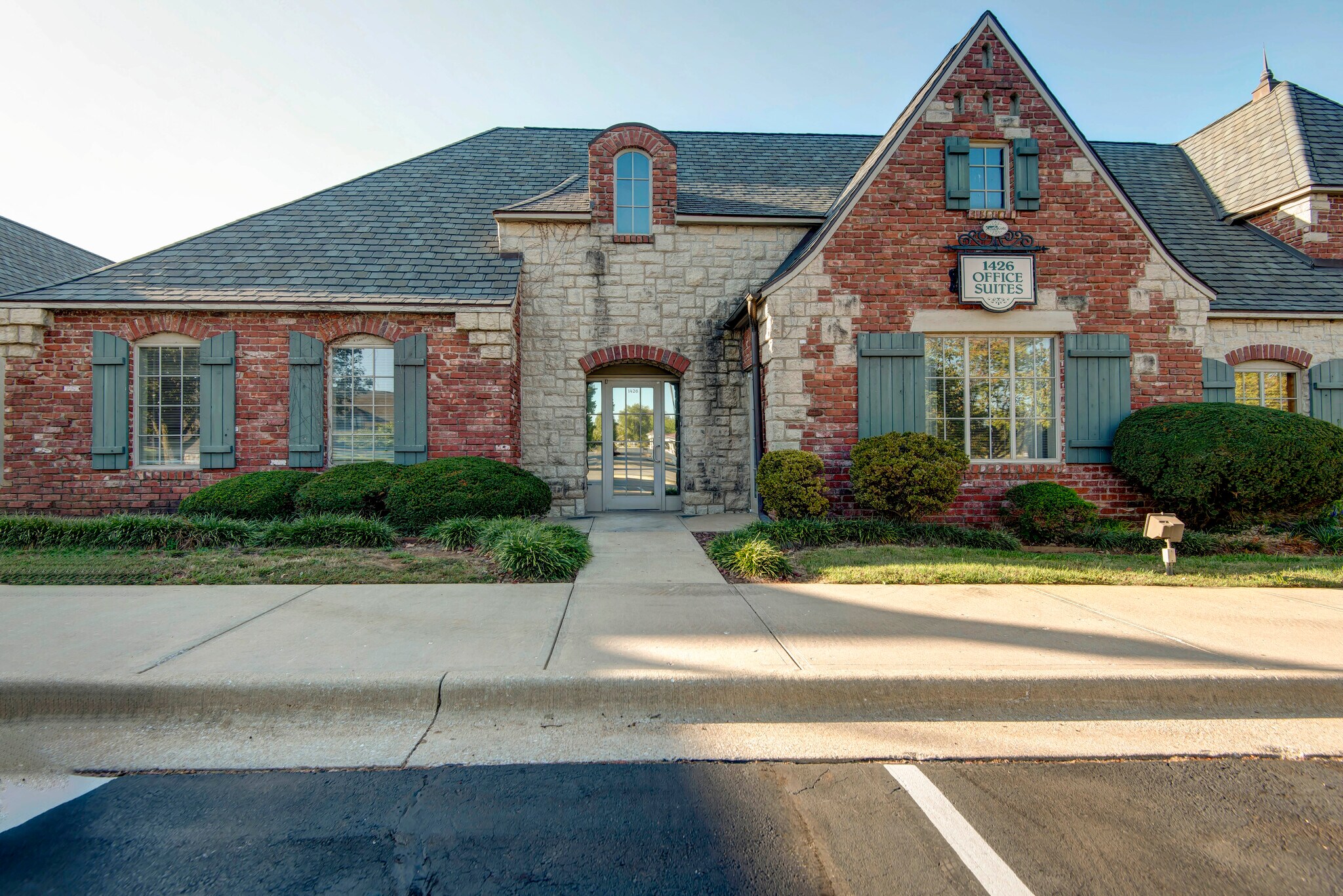 1420-1426 E Bradford Pky, Springfield, MO for Rent