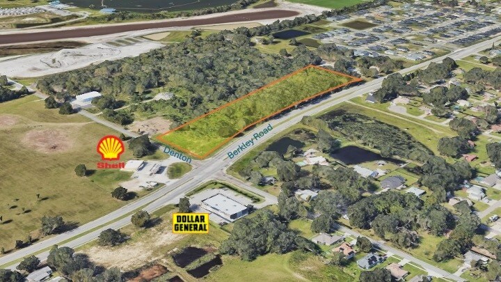 1834 Berkley Road, Auburndale, FL for Sale