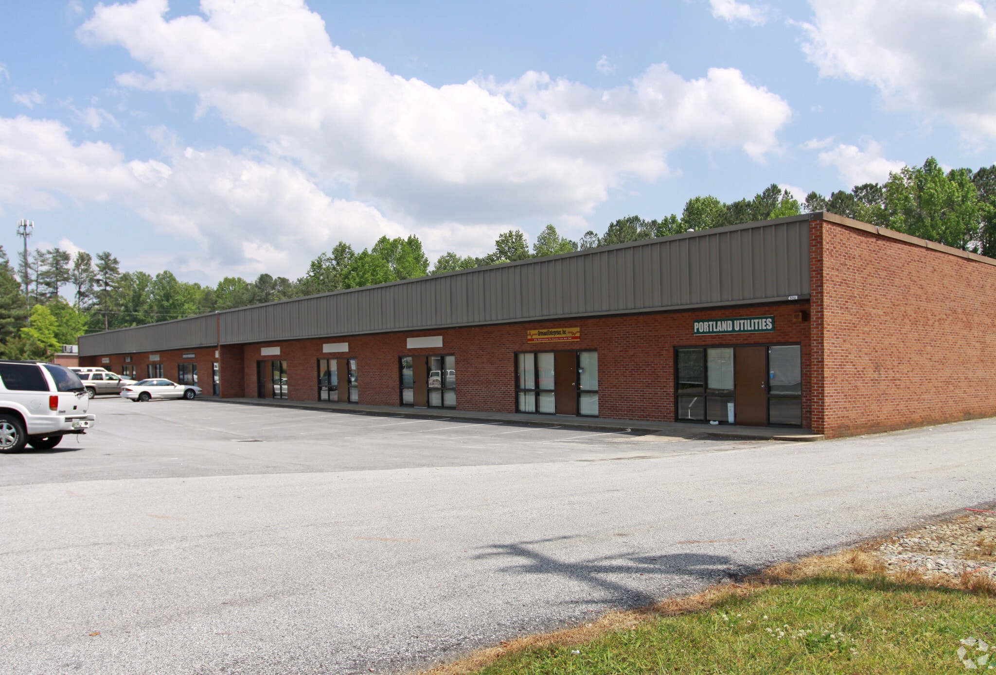 4379-4395 Sentry Dr, Tucker, GA for Rent