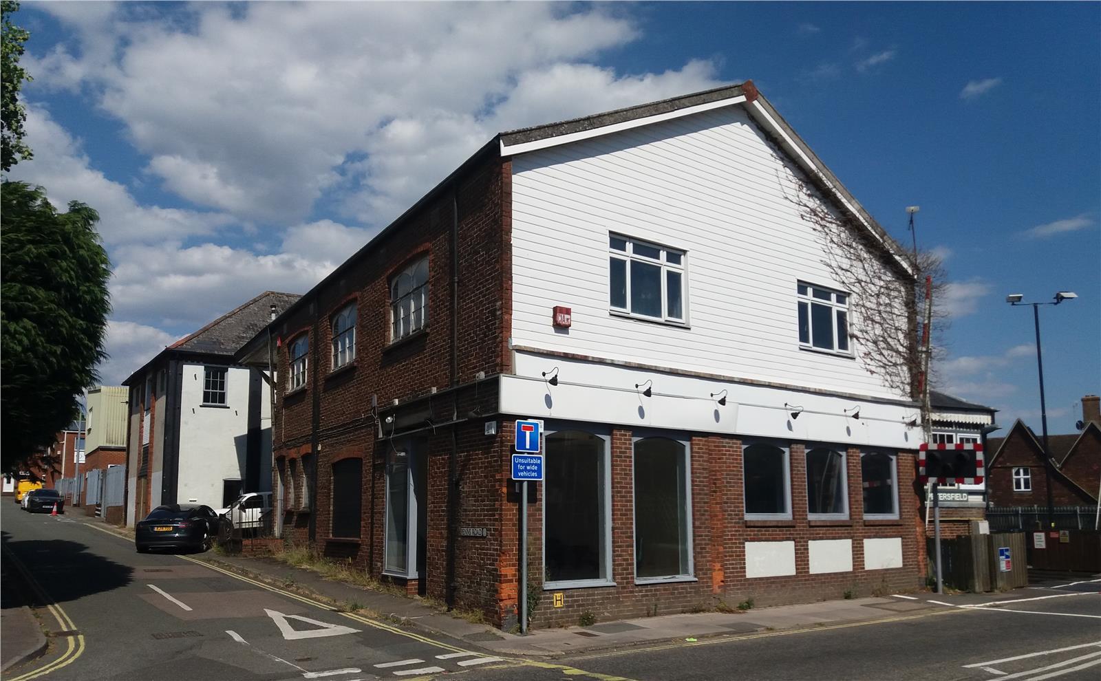 Penns Rd, Petersfield, HAM for Sale