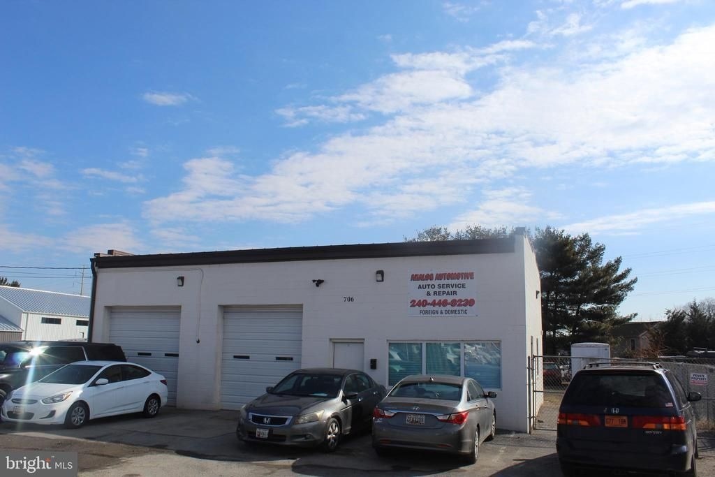 706 N East St, Frederick, MD for Rent