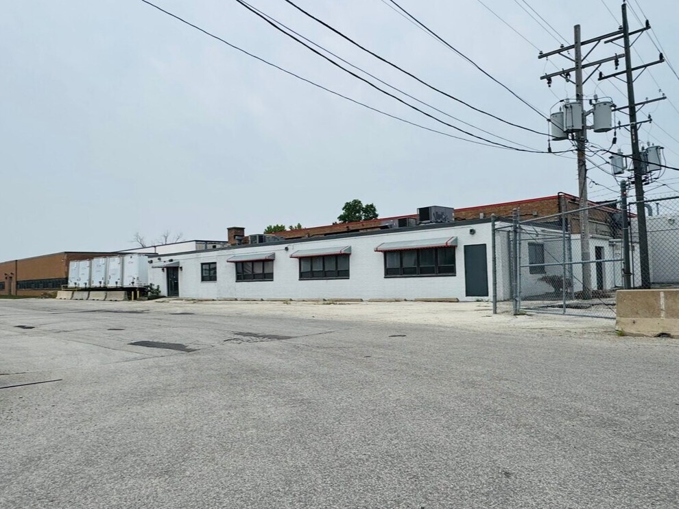 4910 S Monitor Ave, Chicago, IL for Rent