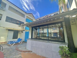 22006 RIVERSIDE DR  