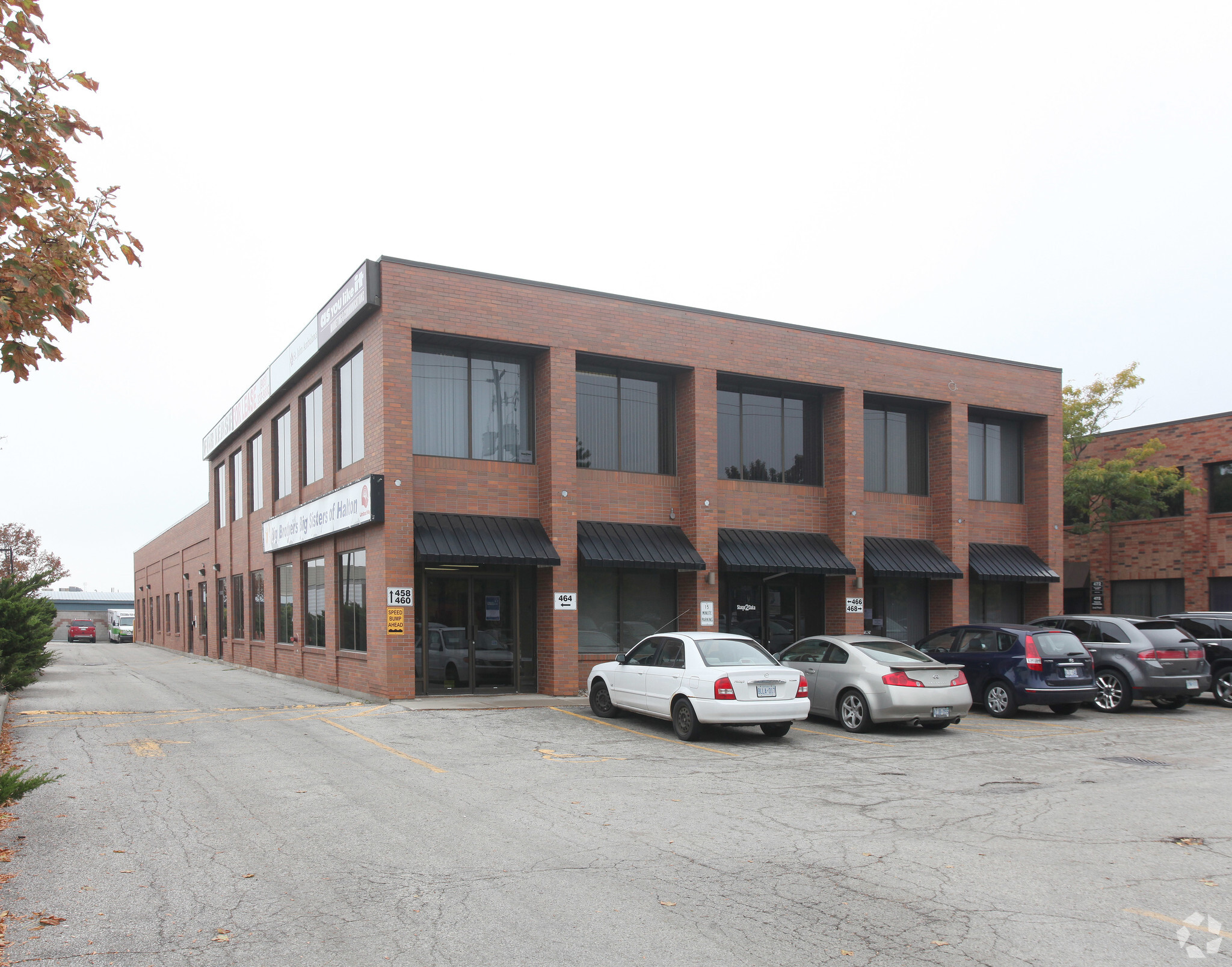 458-466 Morden Rd, Oakville, ON for Rent