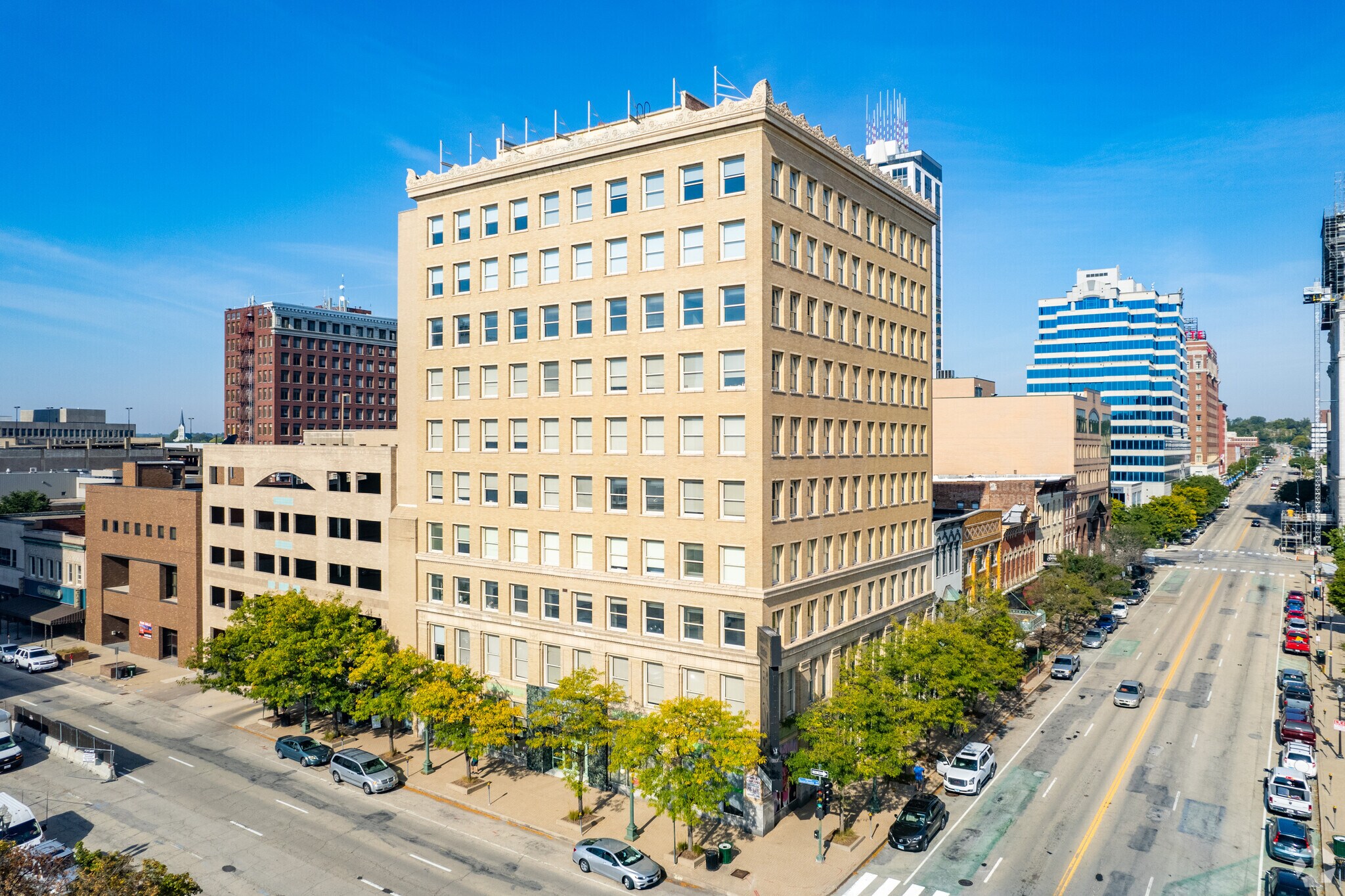 101 SW Adams St, Peoria, IL for Rent