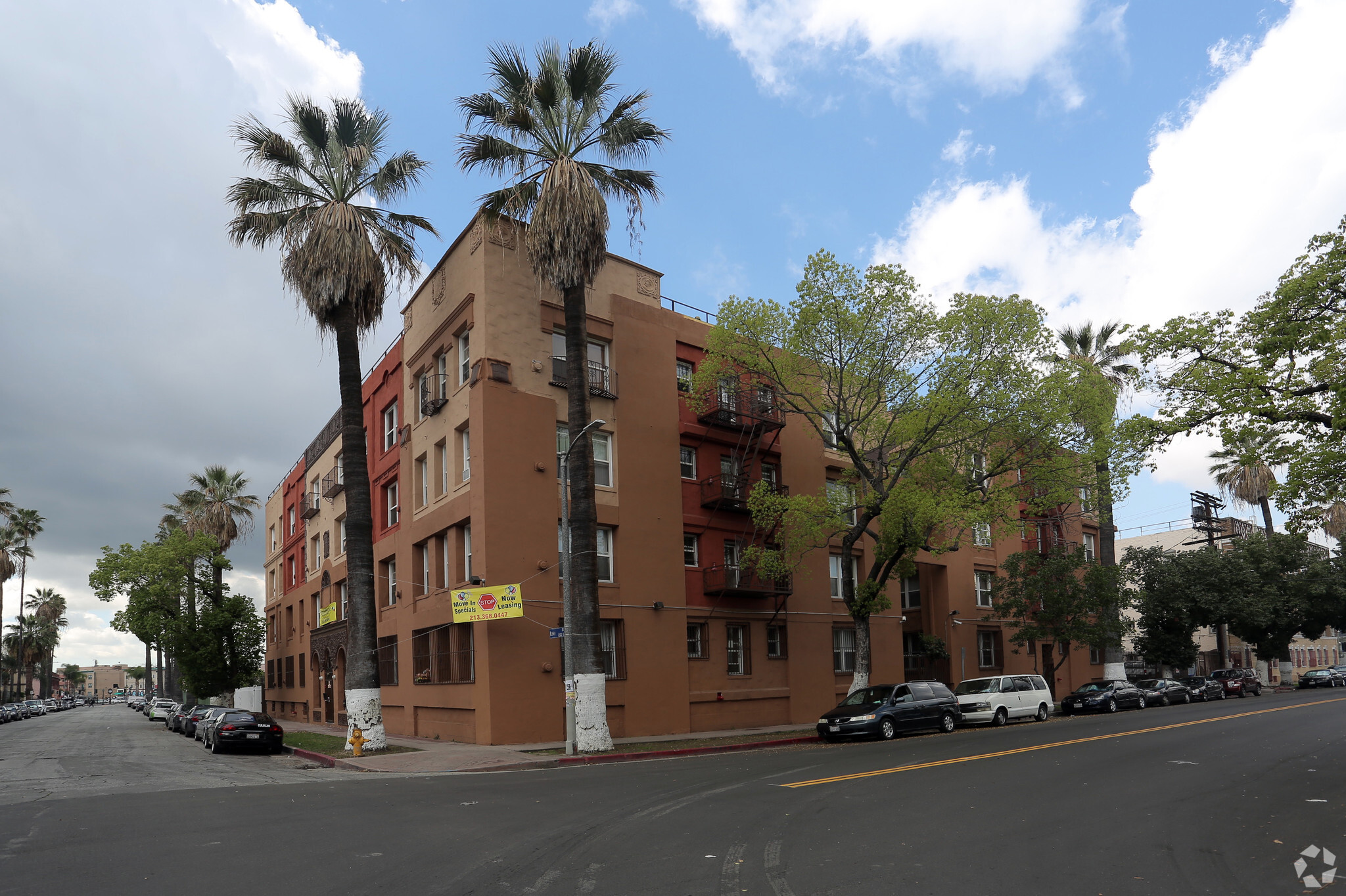 1209 S Lake St, Los Angeles, CA for Sale