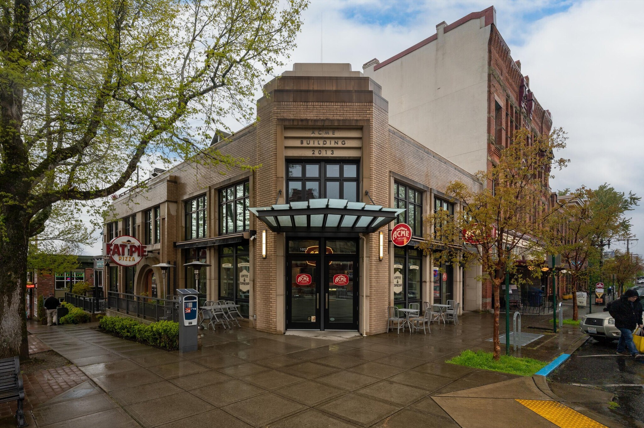 1011 Harris Ave, Bellingham, WA for Sale