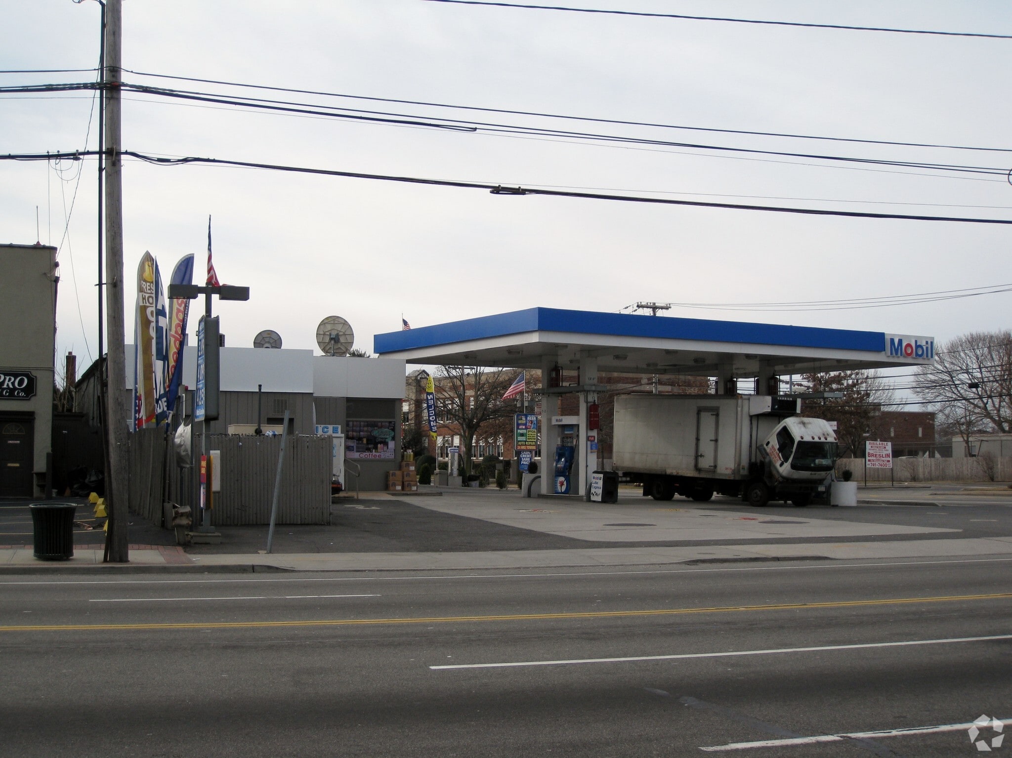 579 Hempstead Tpke, West Hempstead, NY for Rent