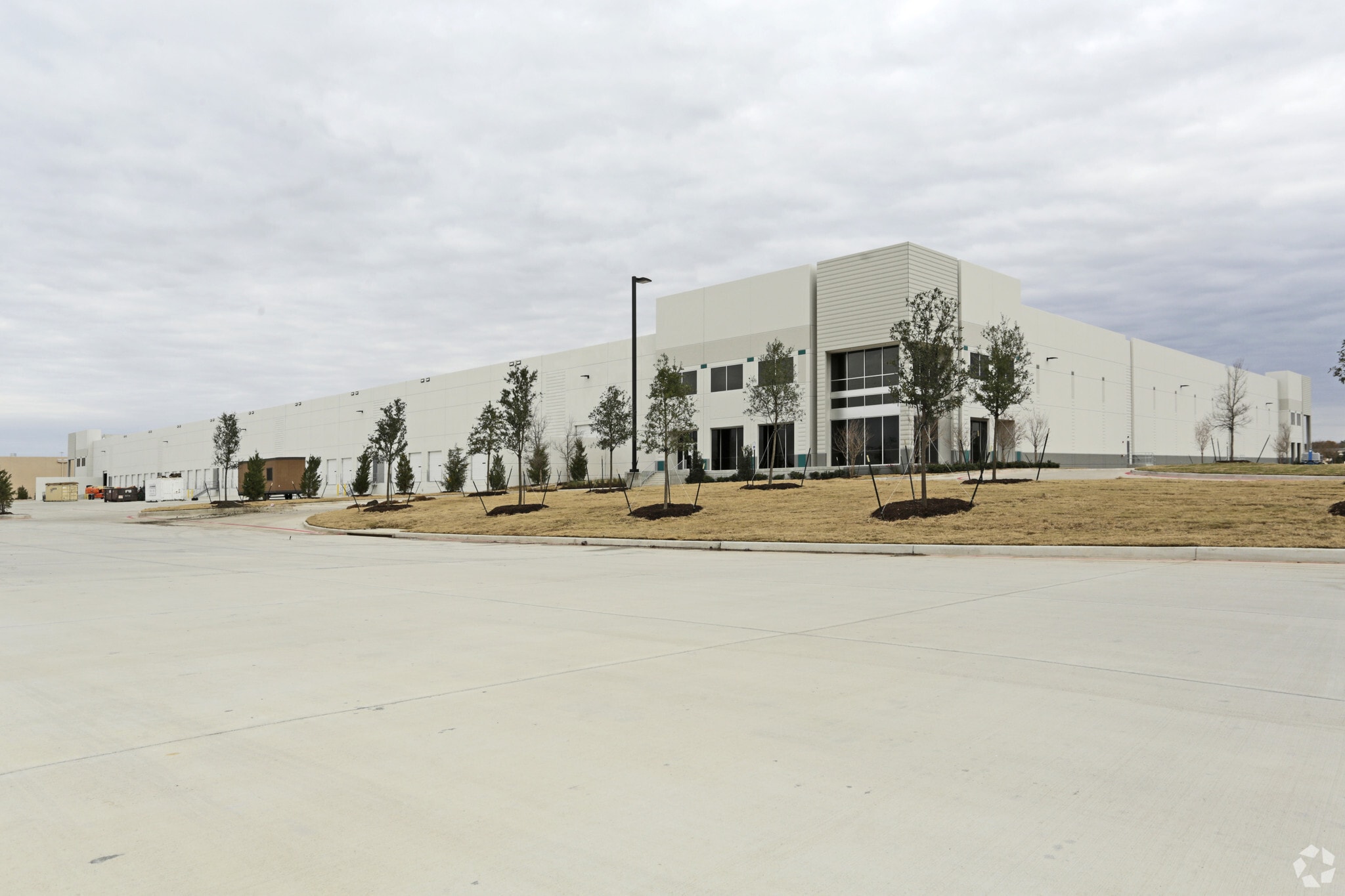 1613 Hutton Dr, Carrollton, TX for Rent