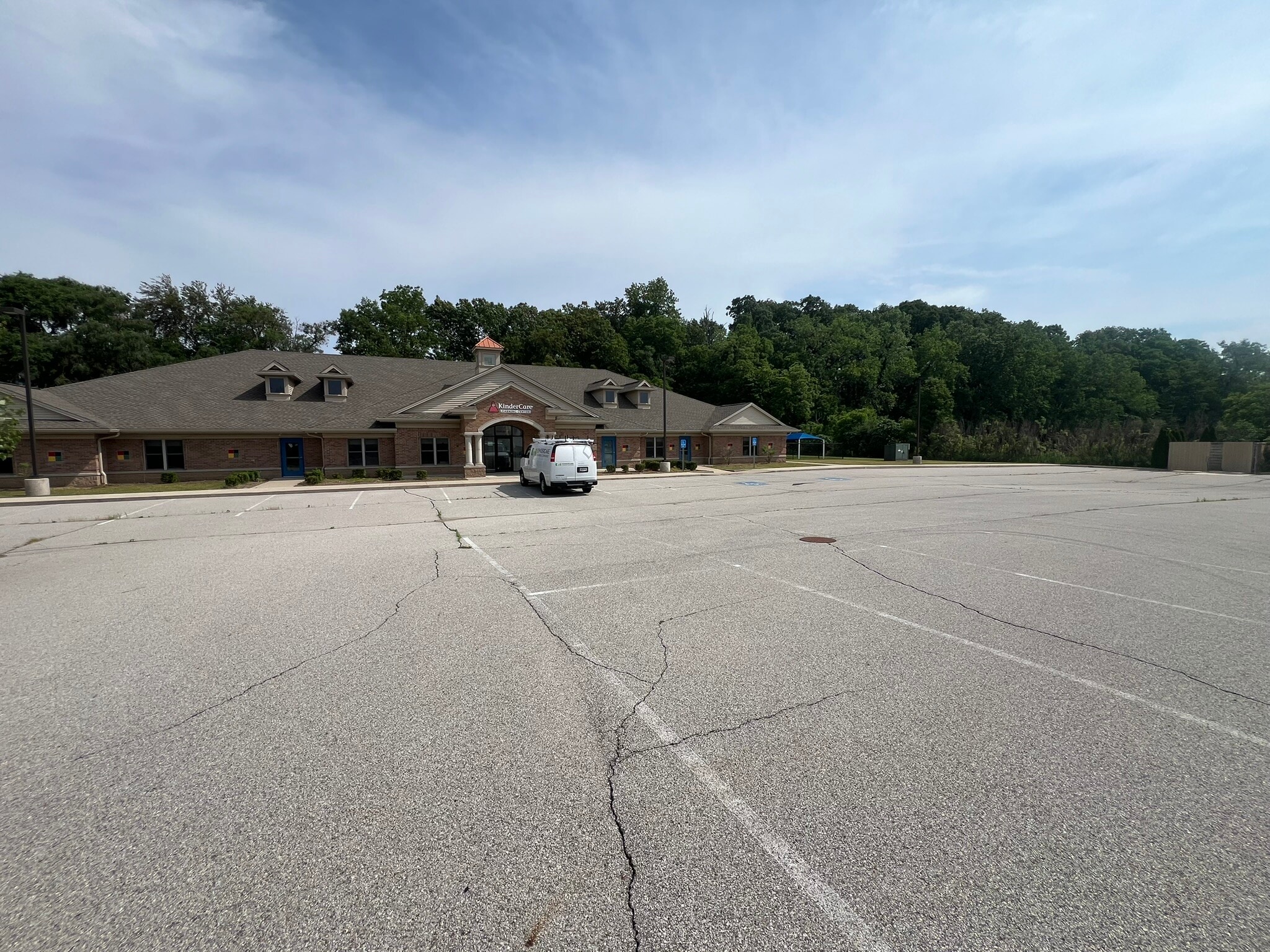 82 Capital Dr, Warsaw, IN for Sale
