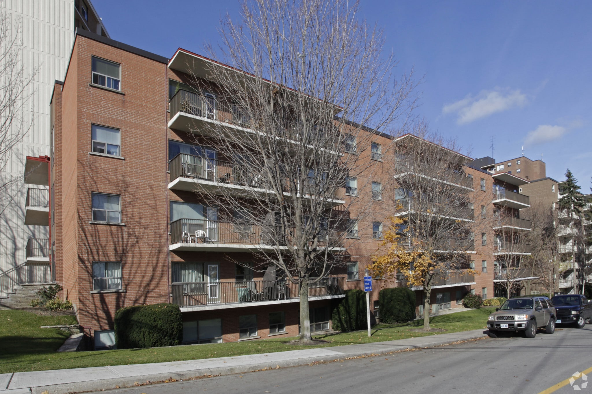 12 Park St E, Mississauga, ON for Sale