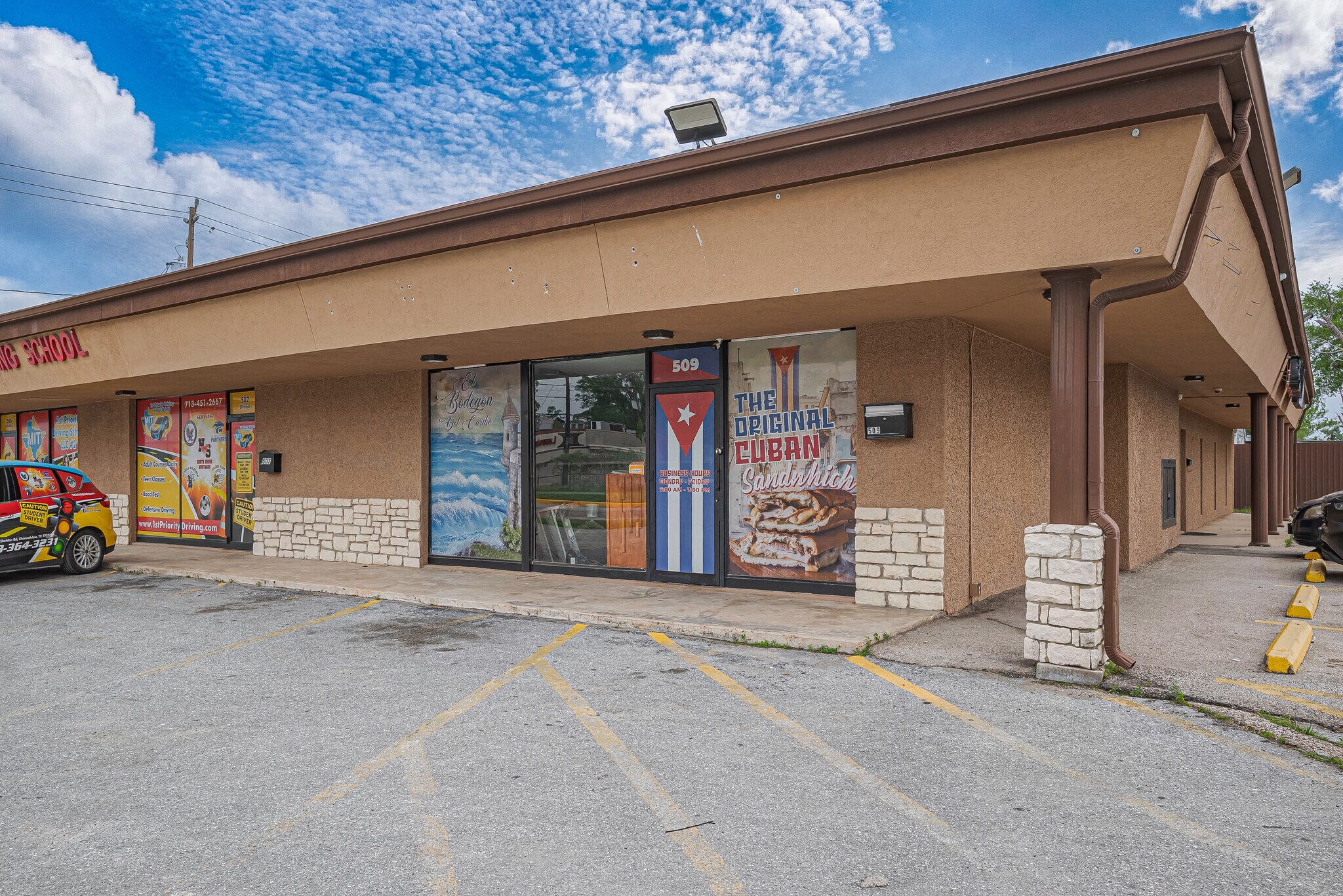 500-509 Uvalde Rd, Houston, TX for Rent