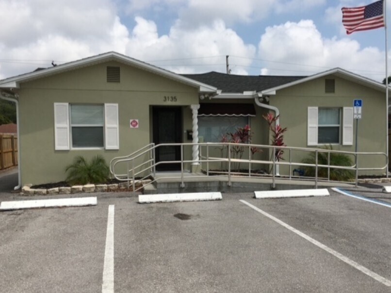 3135 16th St N, Saint Petersburg, FL for Sale