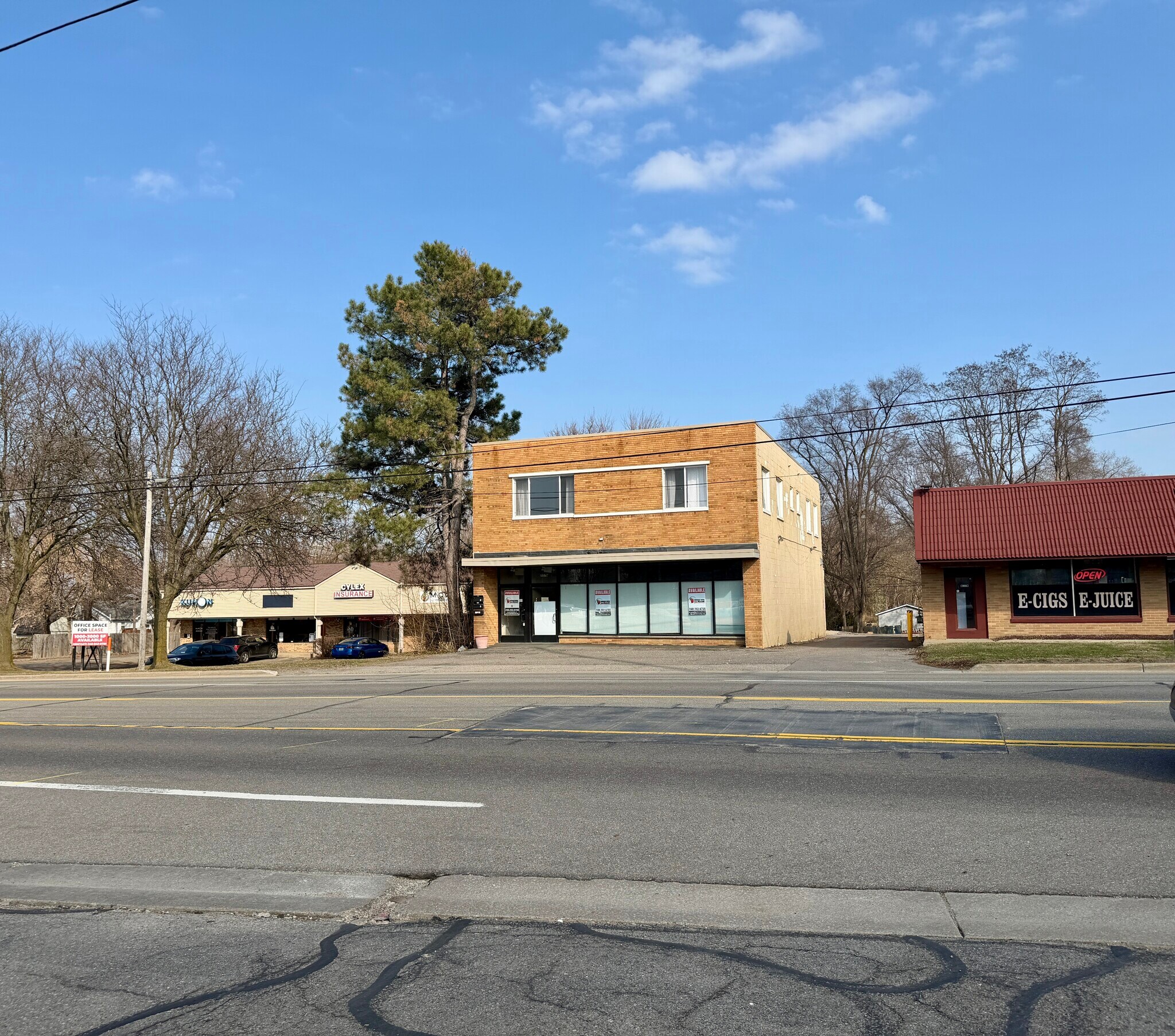 2579 Union Lake Rd, Commerce Township, MI for Rent