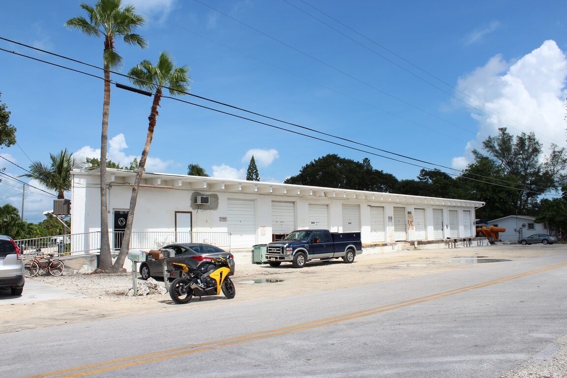 10701 6th Avenue Gulf, Marathon, FL for Rent