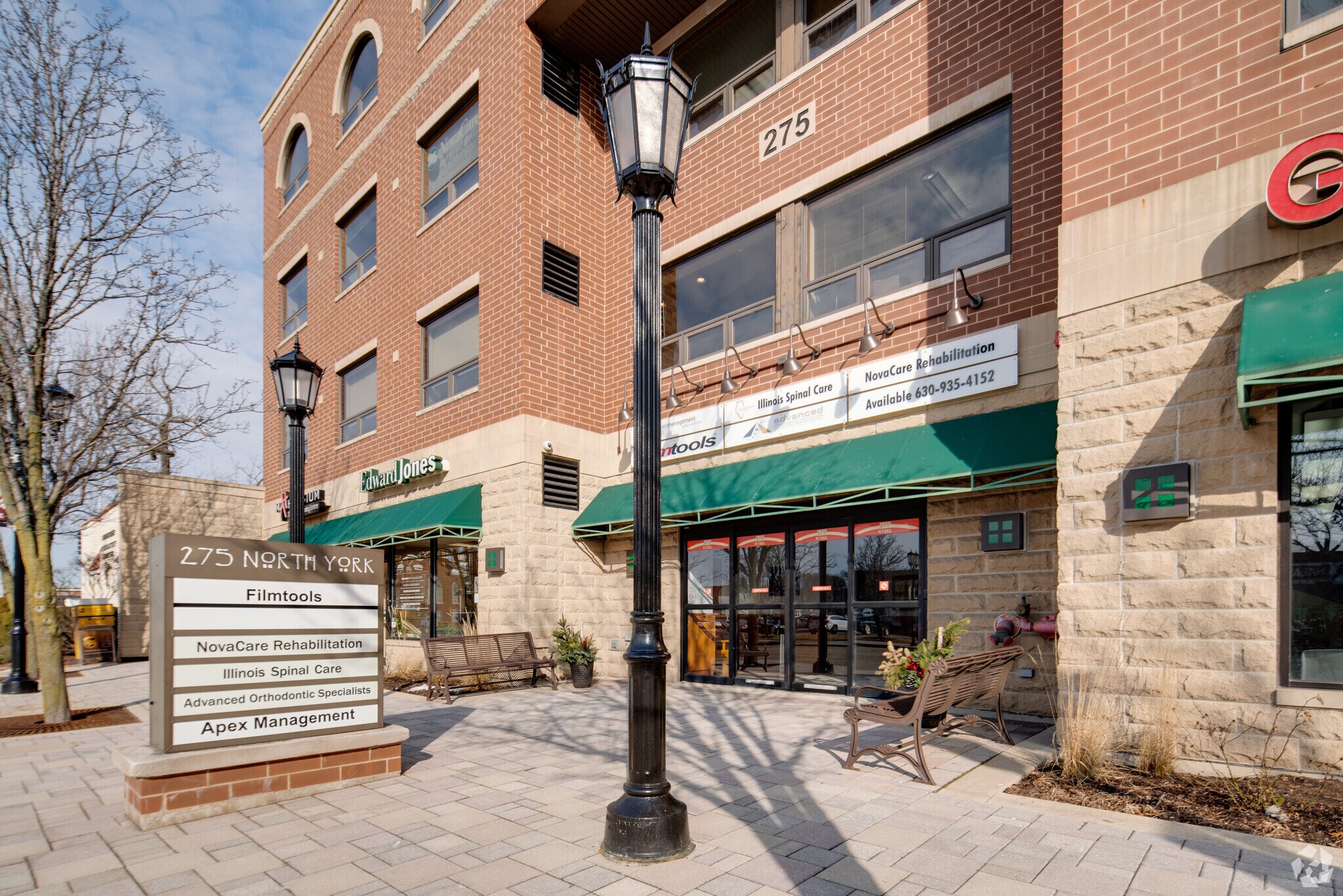 275 N York St, Elmhurst, IL for Rent