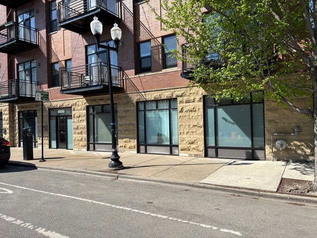 4050 N Lincoln Ave, Chicago, IL for Sale