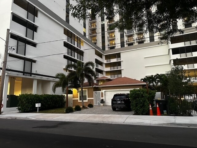 115 SW 1st Ct, Dania Beach, FL for Sale