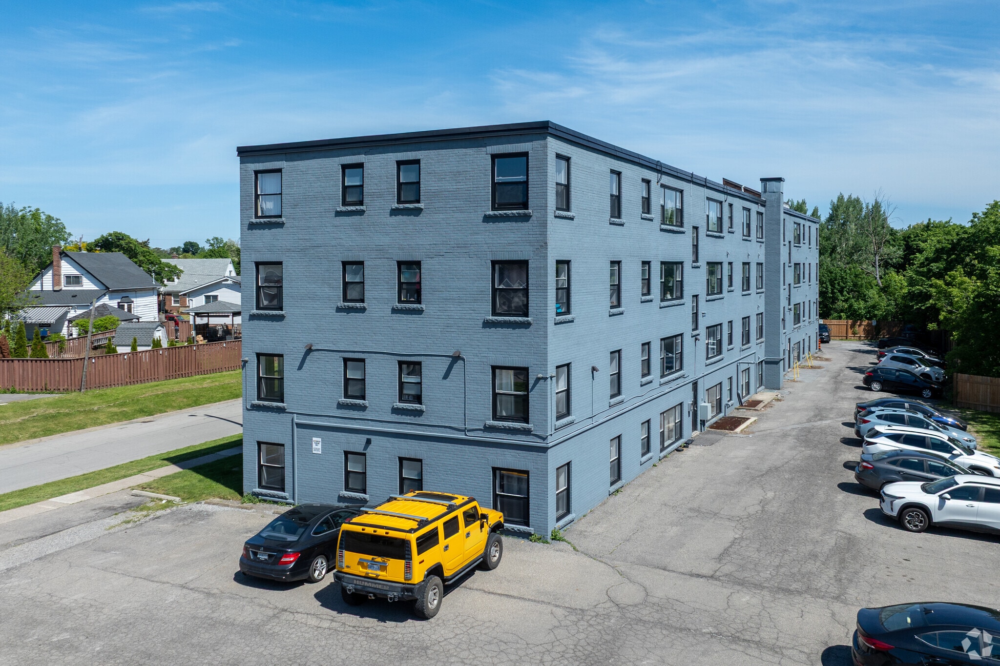 17-19 Collier St, St Catharines, ON for Sale