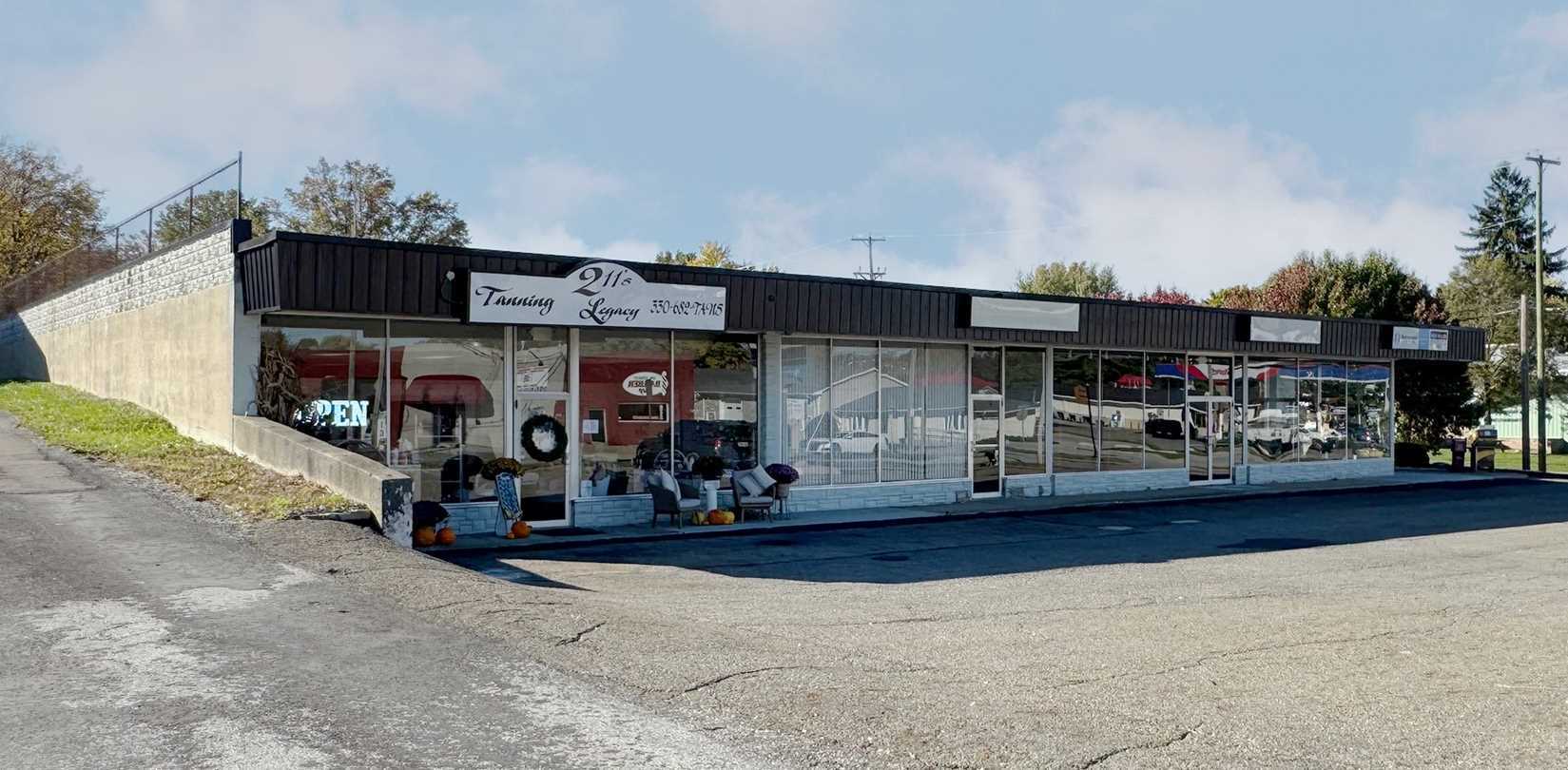 324-330 W High St, Orrville, OH for Rent