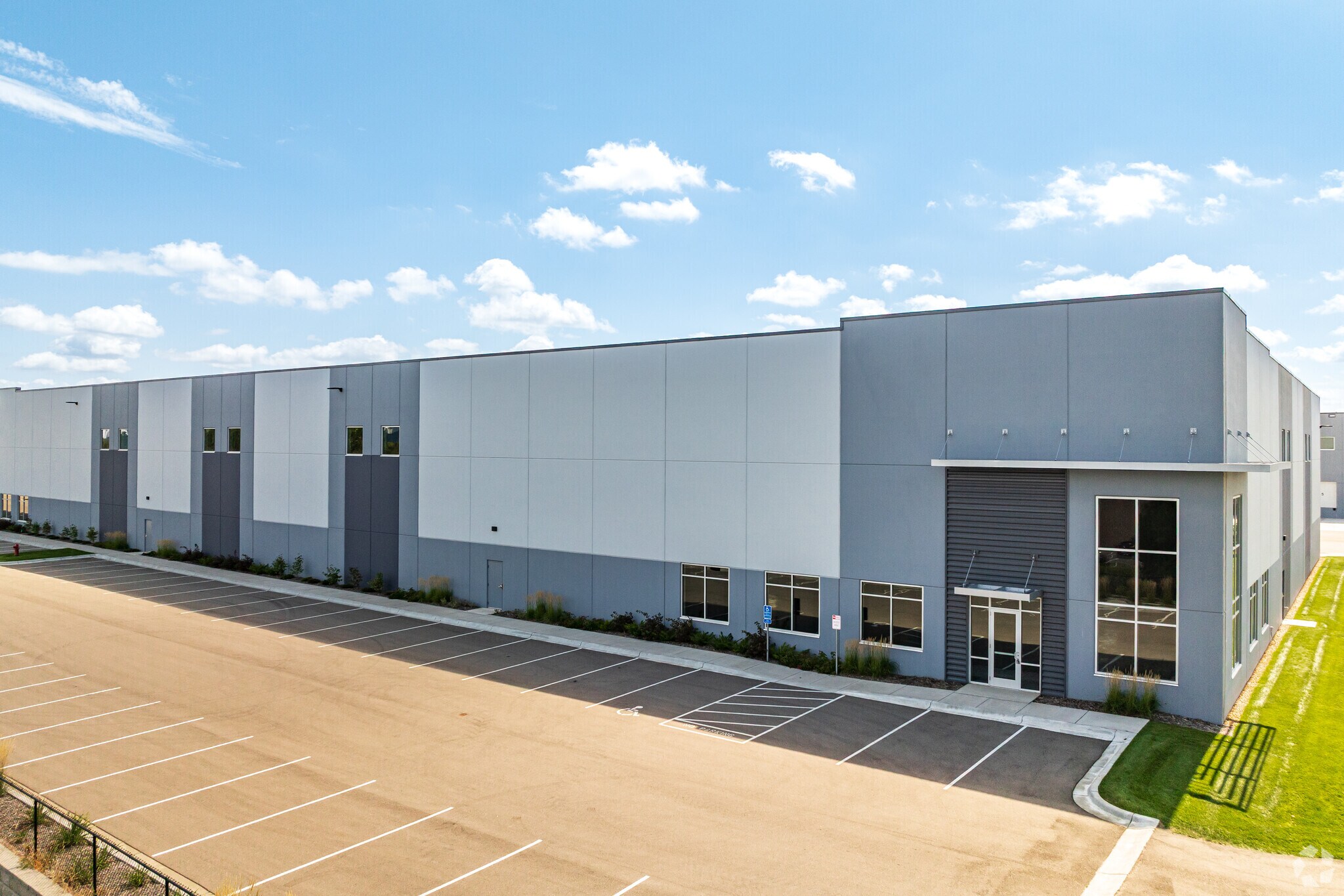 9650 Hemingway Ave S, Cottage Grove, MN for Rent