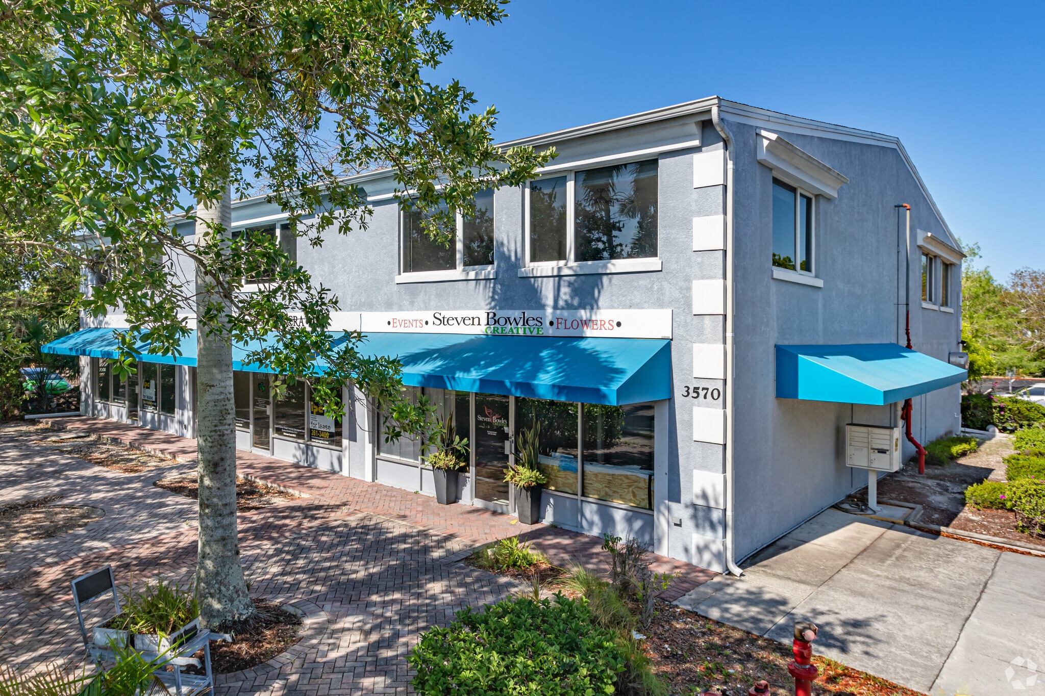 3570-3590 Bayshore Dr, Naples, FL for Rent